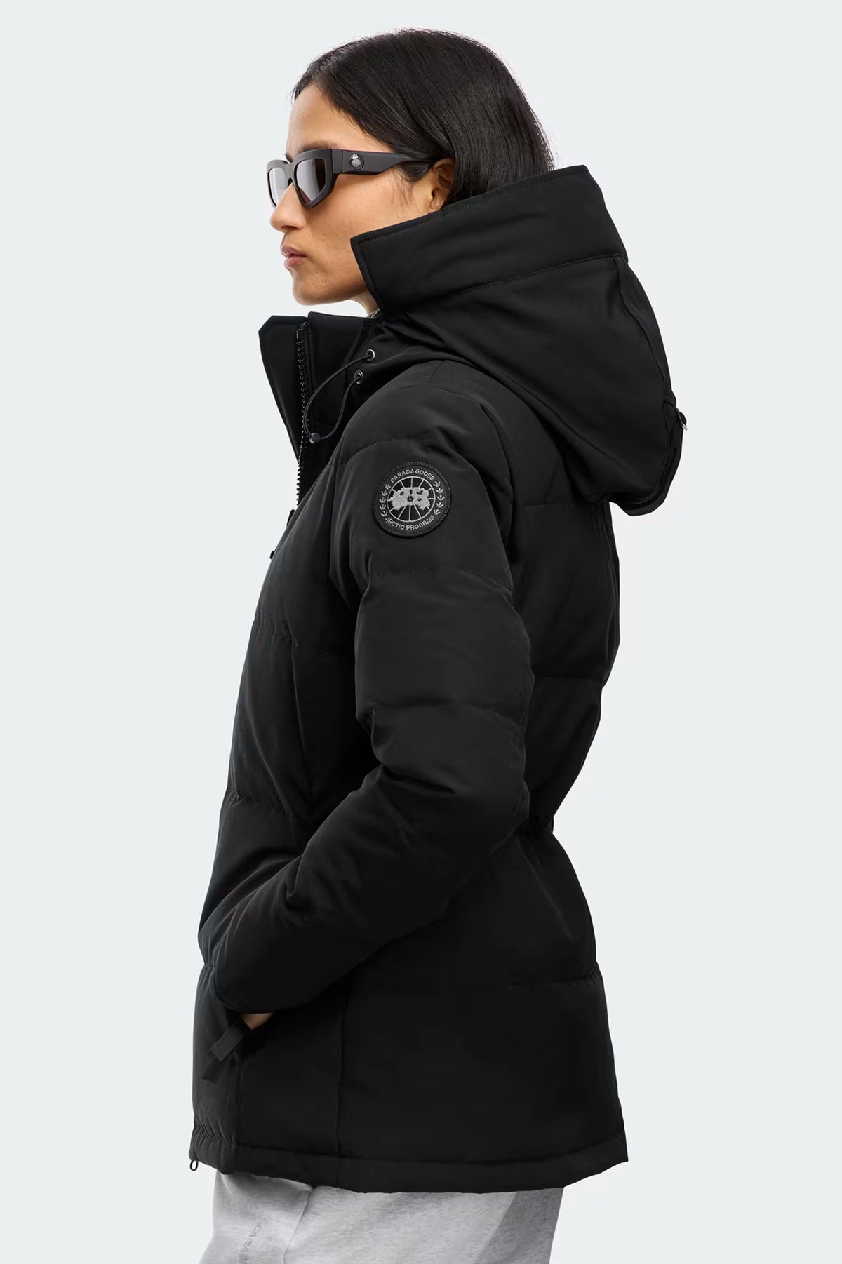 Canada Goose naisten takki Chelsea Parka Black Label, musta