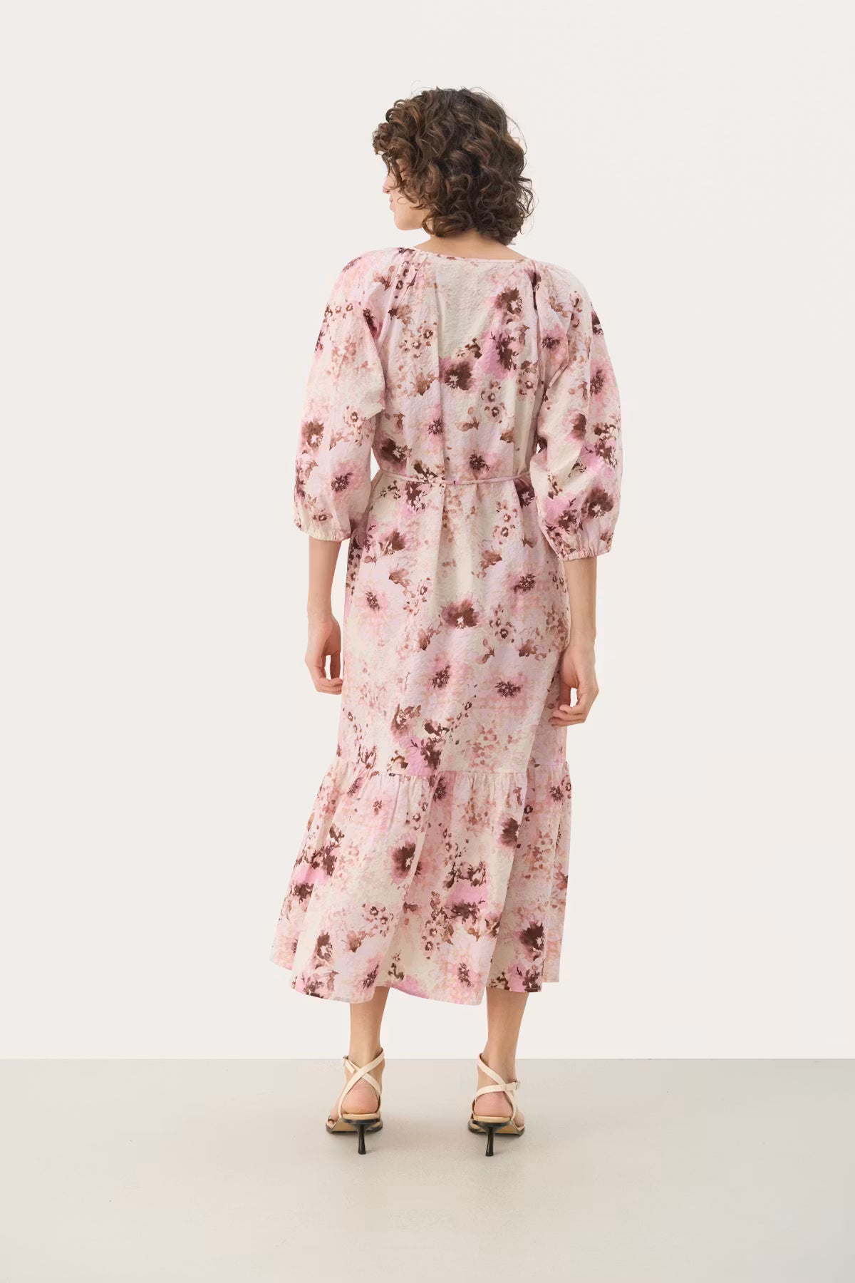 Part Two mekko Reidun, Pink Nectar Scattered Flower
