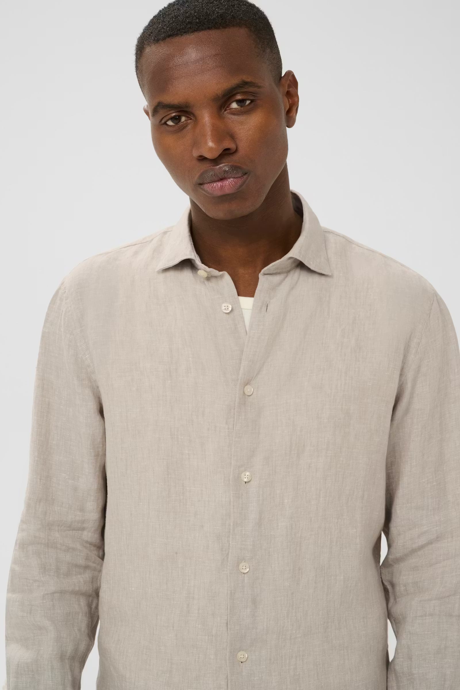 Matinique miesten kauluspaita Mamarc Linen Shirt, Plaza Taupe