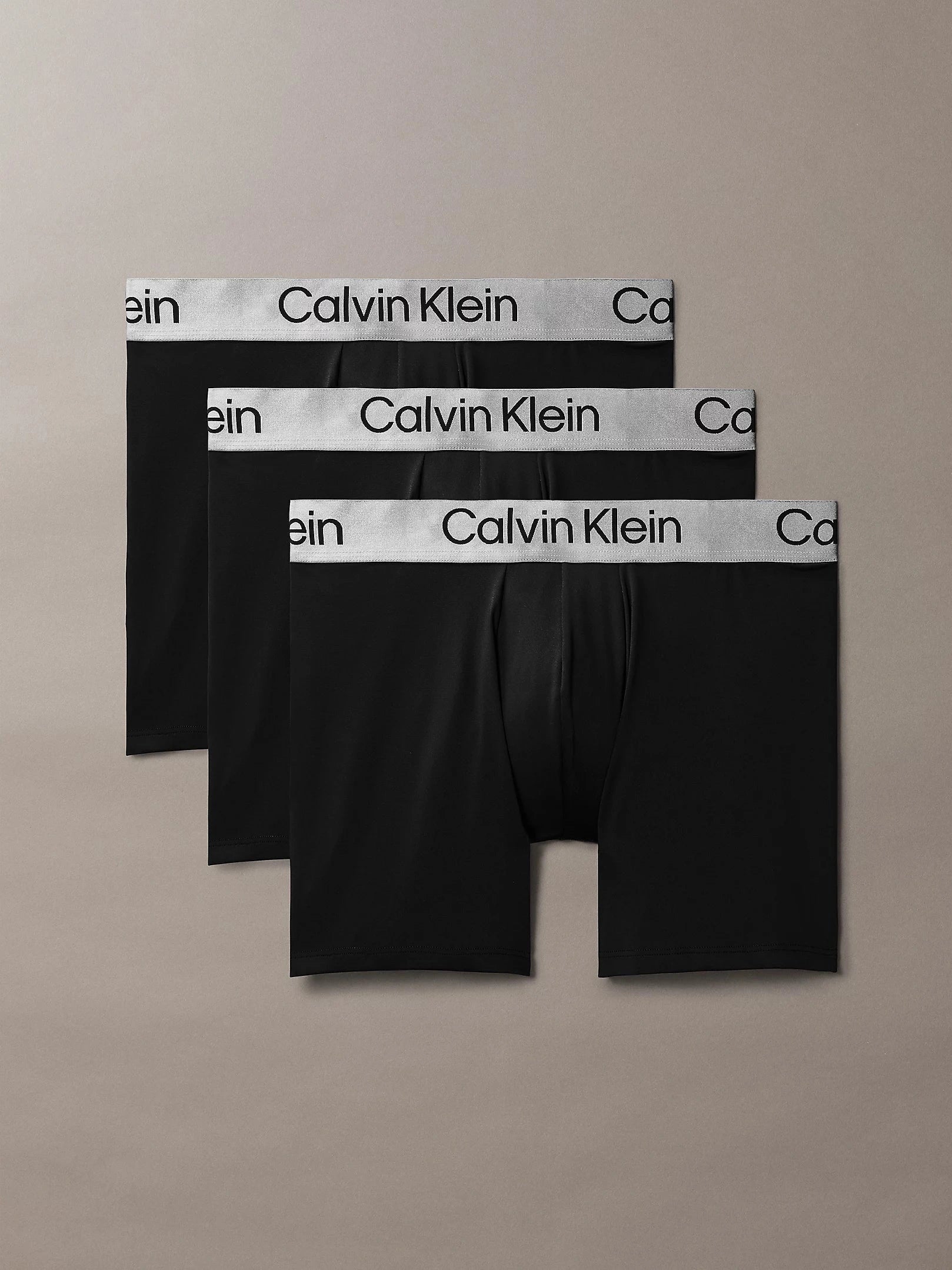 Calvin Klein miesten bokserit 3-pack Brief Silver, musta