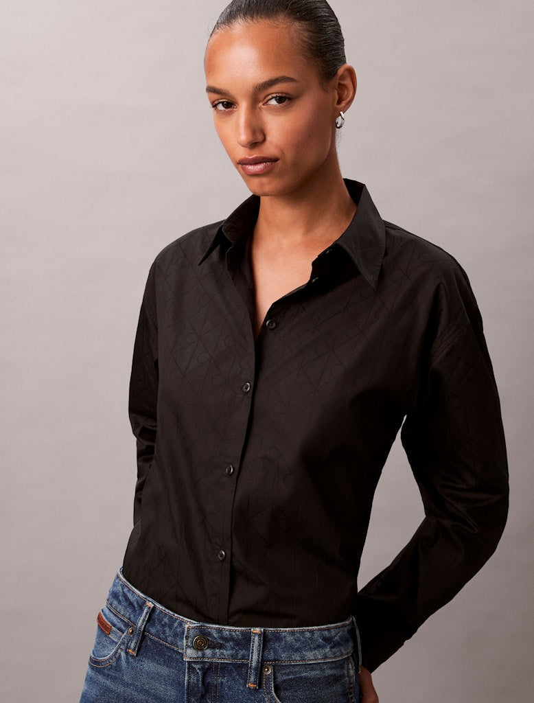 Calvin Klein Jeans Logo Perfect Button Down Shirt, musta
