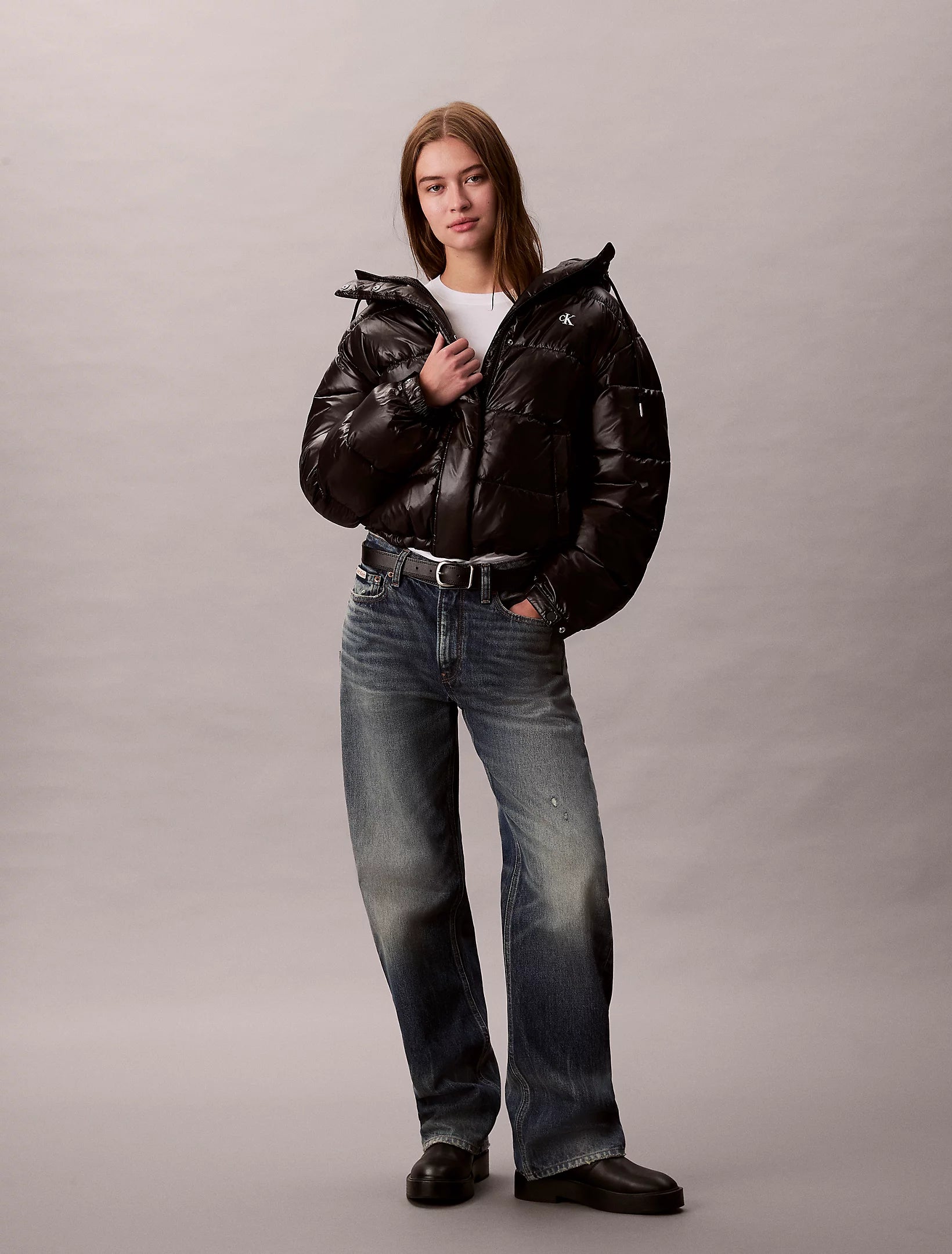 Calvin Klein Jeans naisten talvitakki High Shine Hooded Puffer Jacket, musta