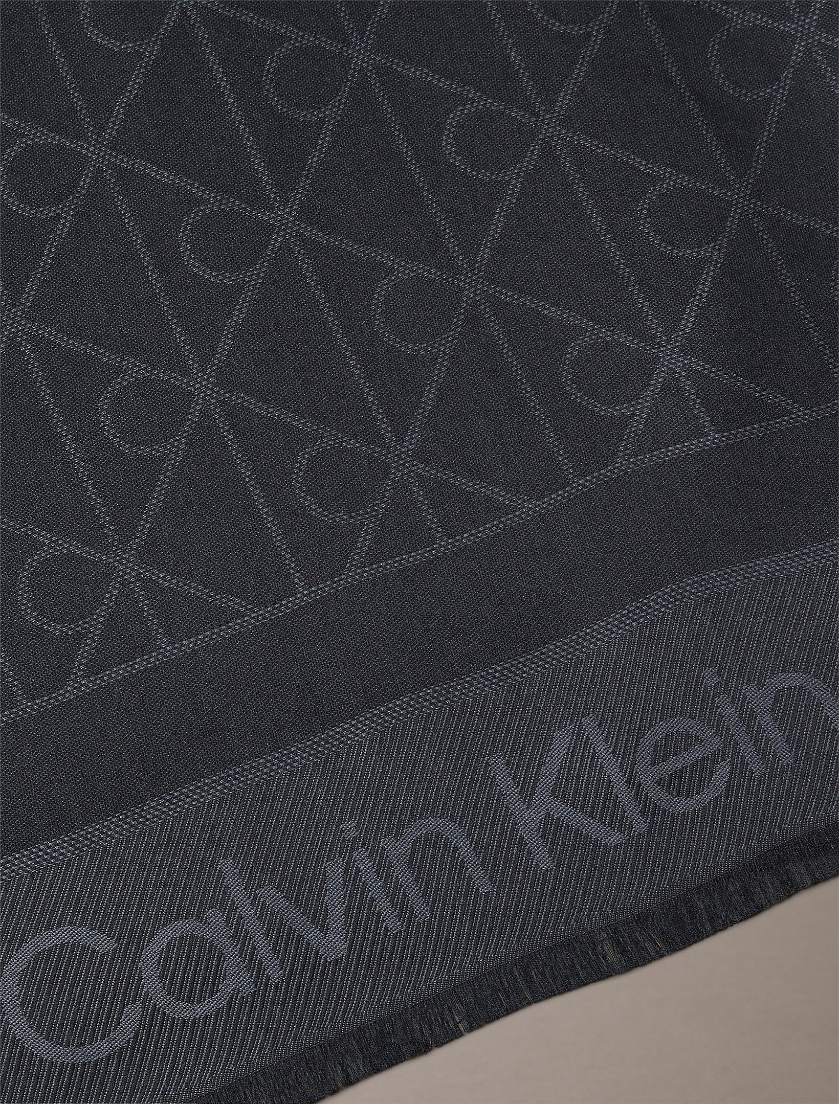 TONAL AOP MODAL LW SQUARE SCARF MUSTA