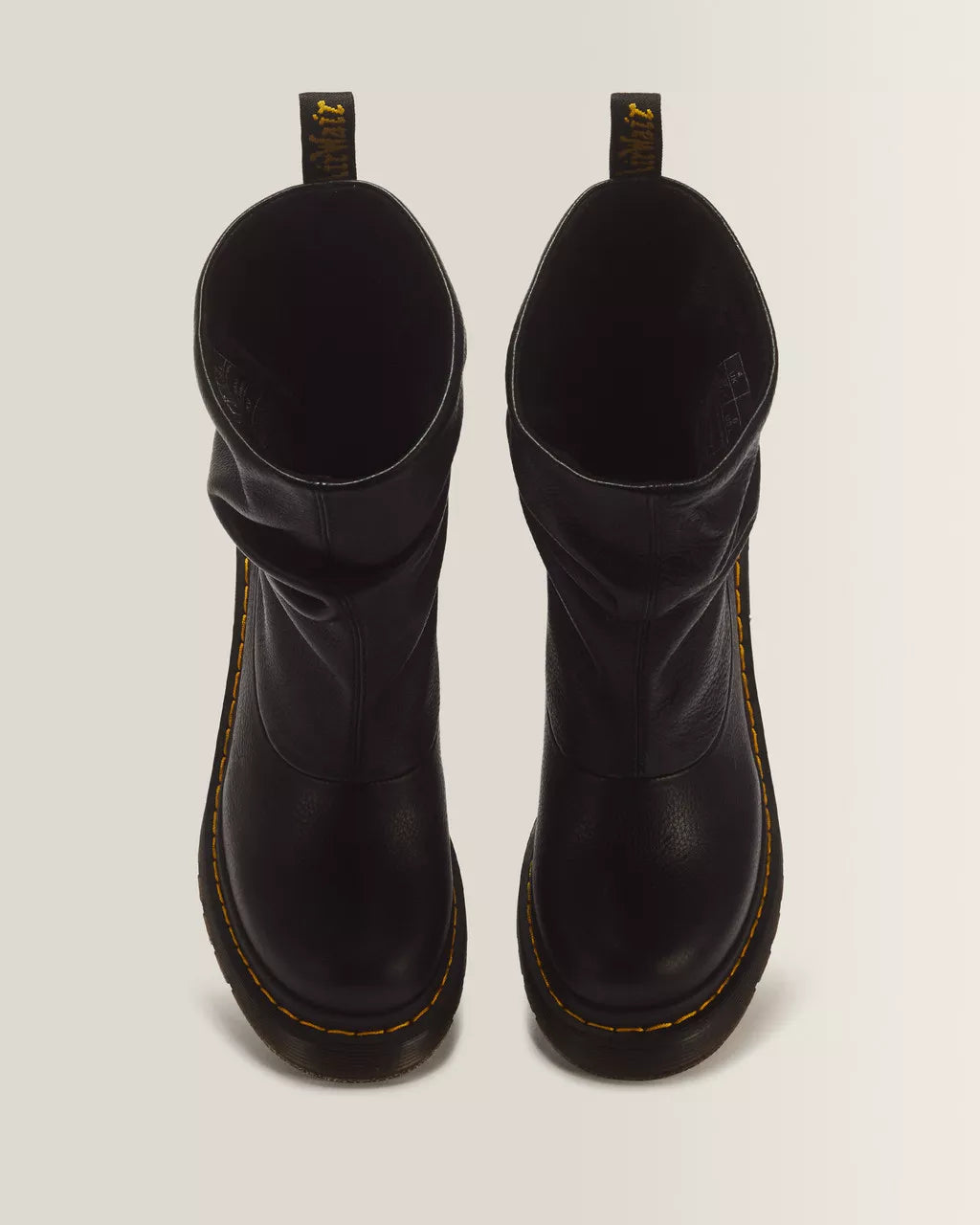 Dr. Martens naisten saappaat Kasey Lo Boot, musta