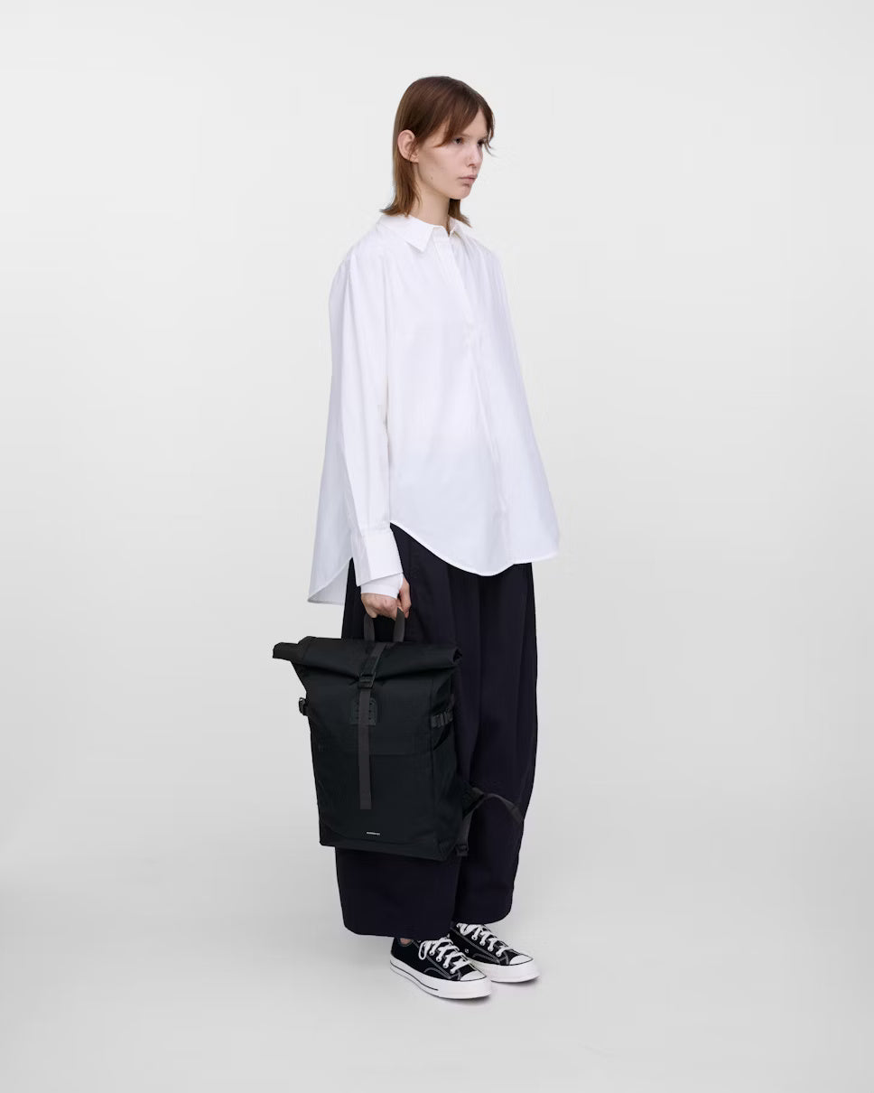 Sandqvist reppu, ICON ROLLTOP BACKPACK M Musta