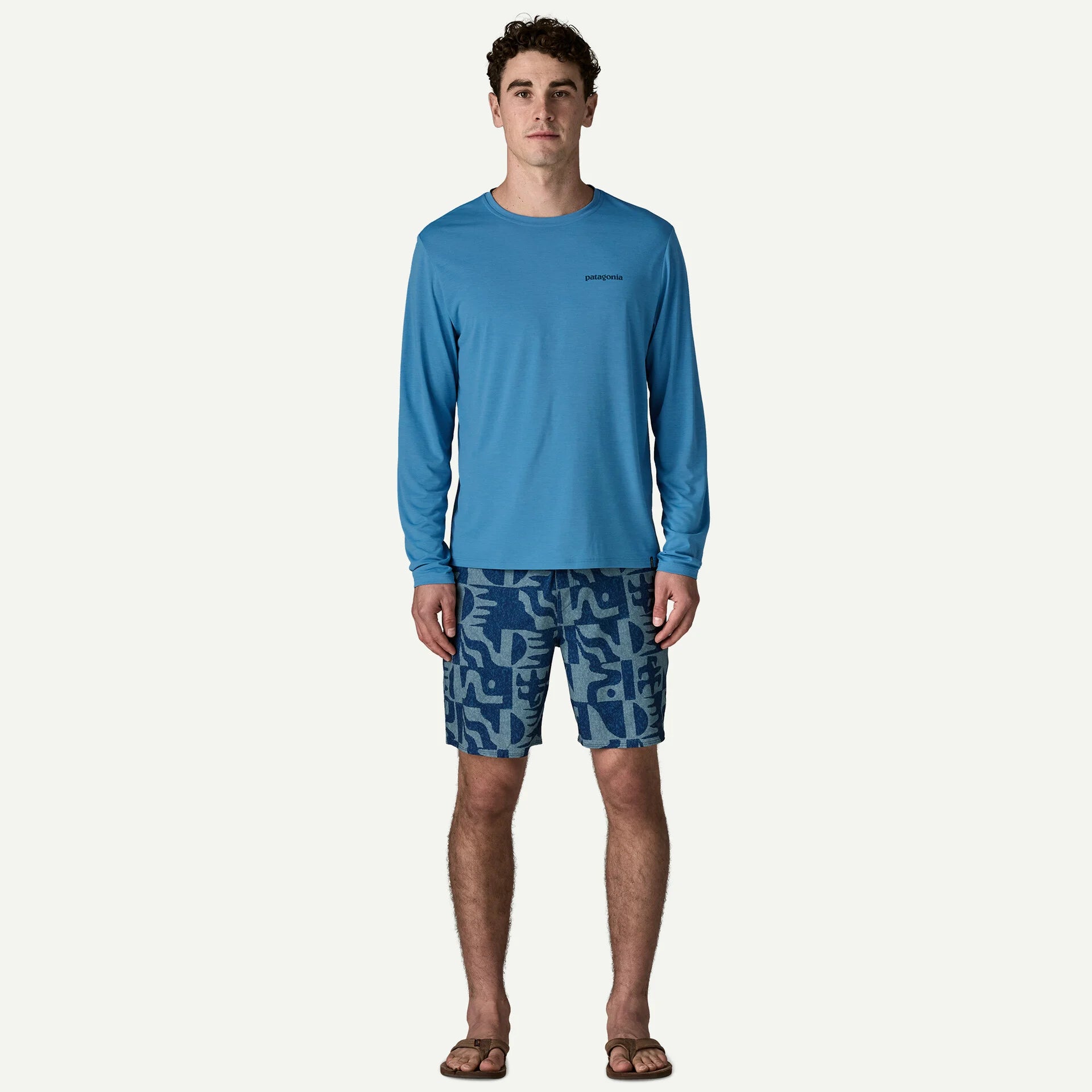 Patagonia miesten pitkähihainen paita M's L/S Cap Cool Daily Shirt - Boardshor, keskisininen