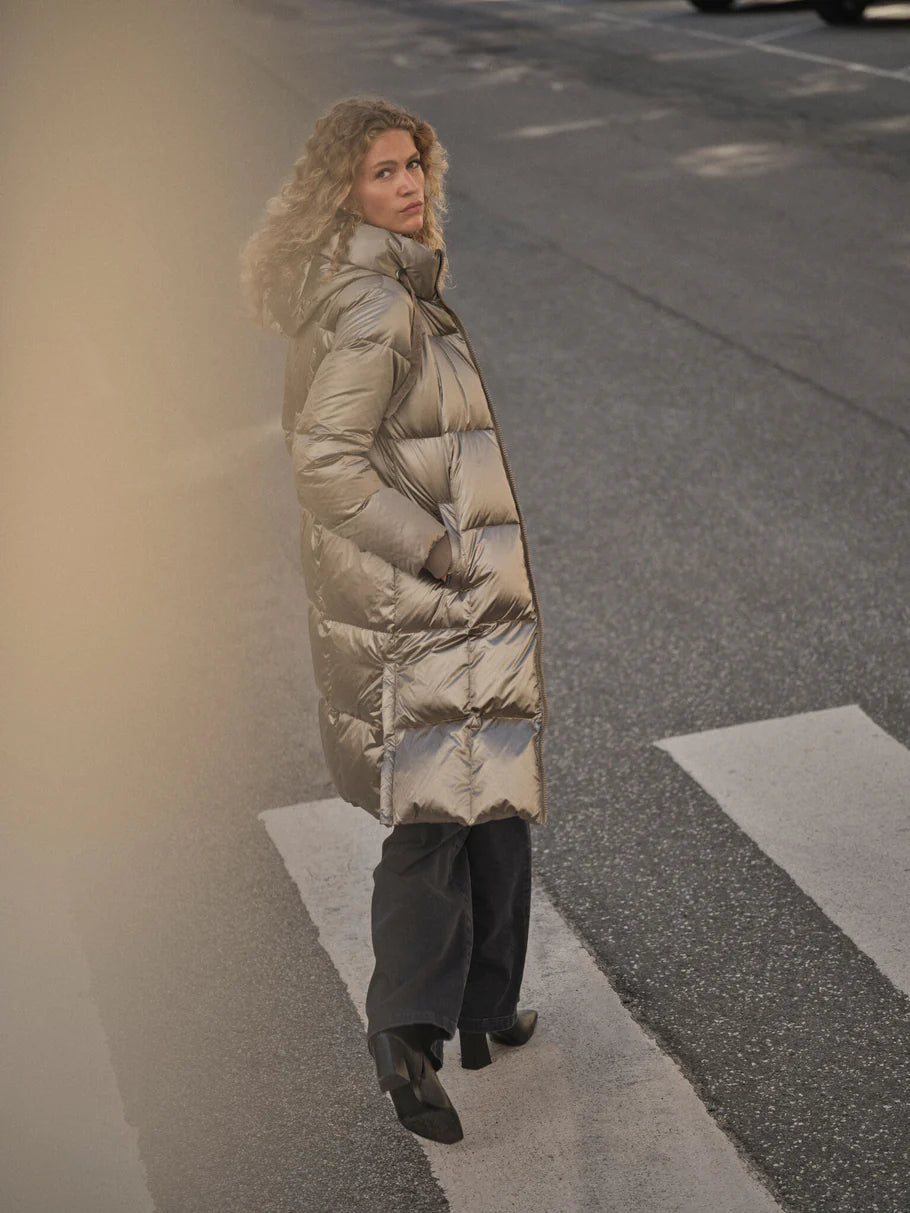 NOVA METALLIC DOWN JACKET RUSKEANHARMAA