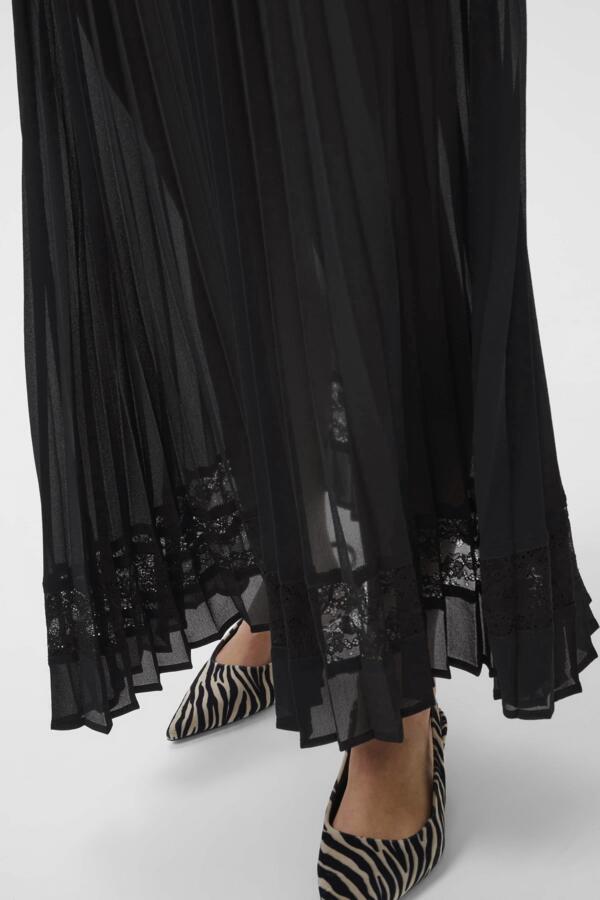 CUSIGGY BETTY LACE SKIRT Black