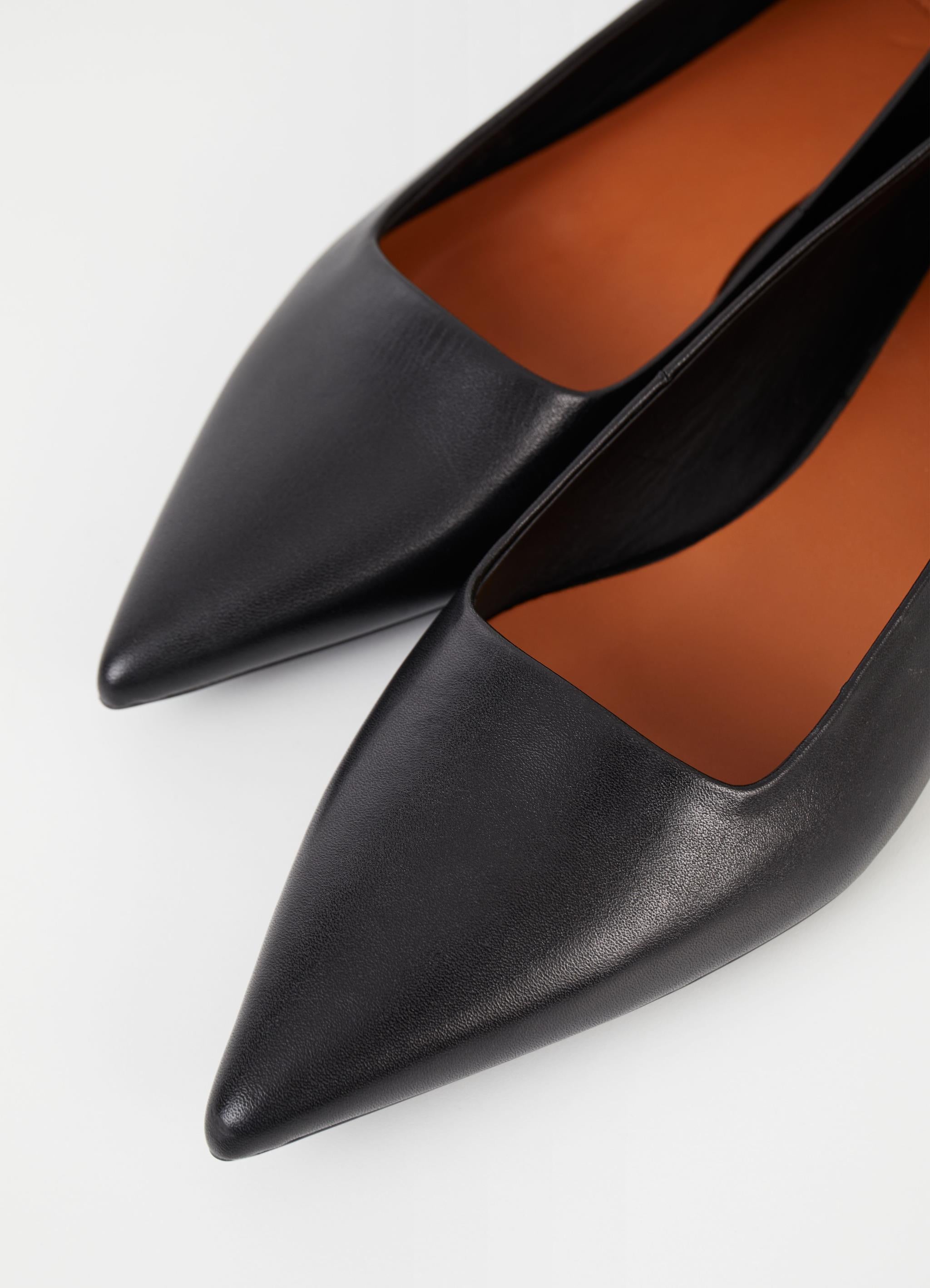 Vagabond naisten ballerinat Hermine Leather, musta