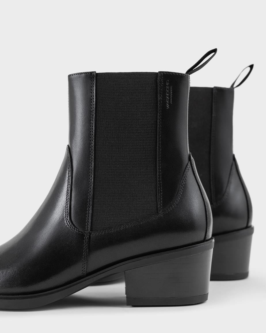 Vagabond naisten nilkkurit Kelsey Pointed Toe Chelsea Ankle Boot, musta