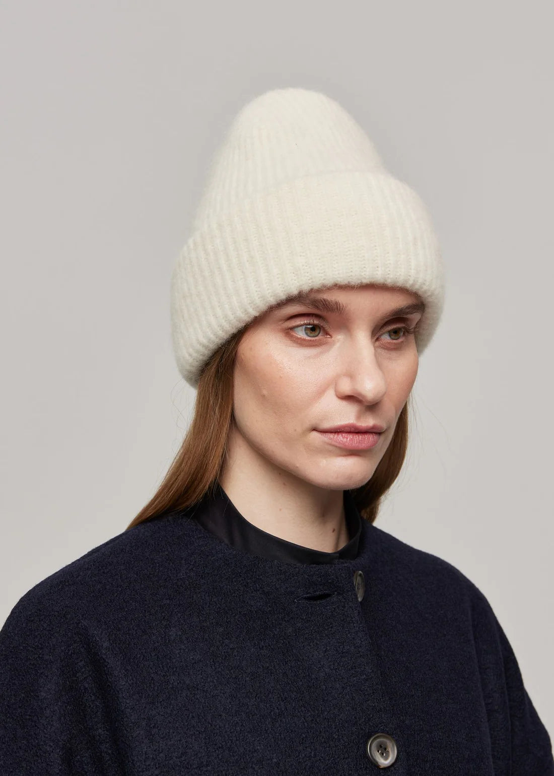 Gauhar pipo Alpaca Beanie, Ivory