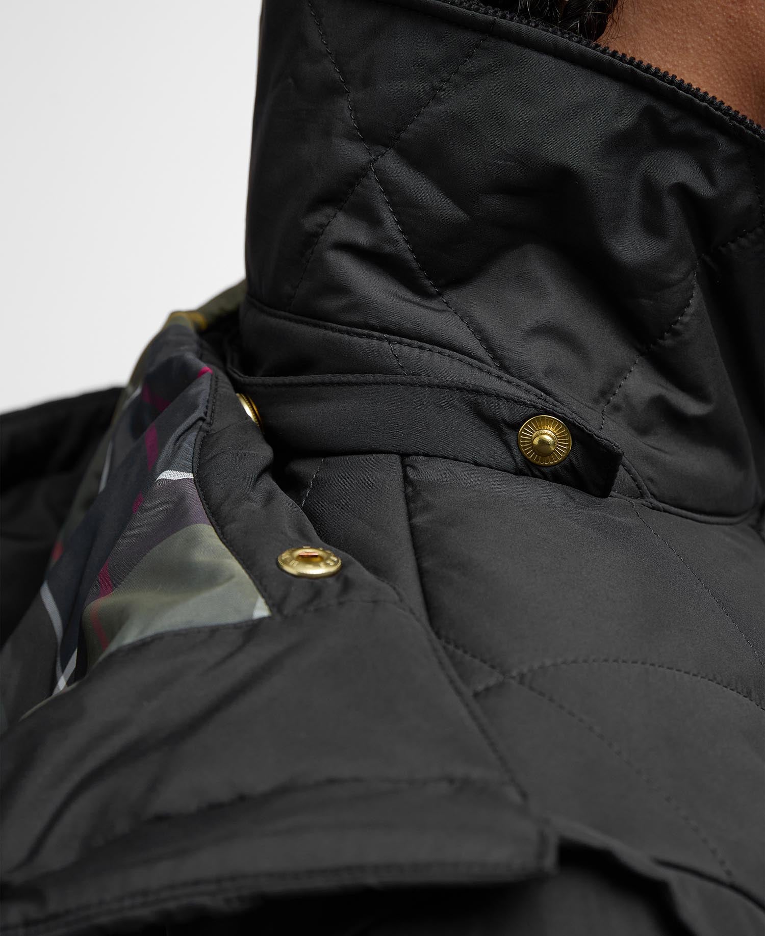 Barbour naisten takki Meredith Quilted Jacket MUSTA