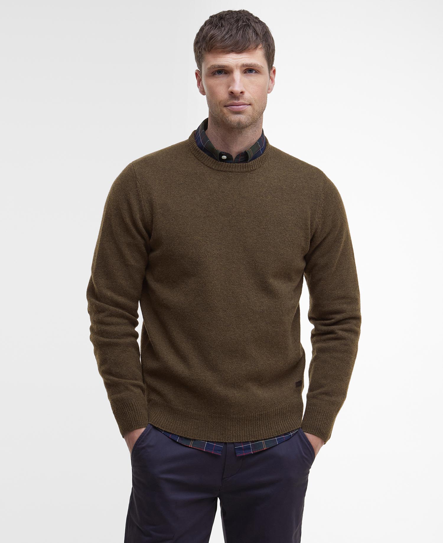 Barbour Essential Patch Crew KAAKAONRUSKEA