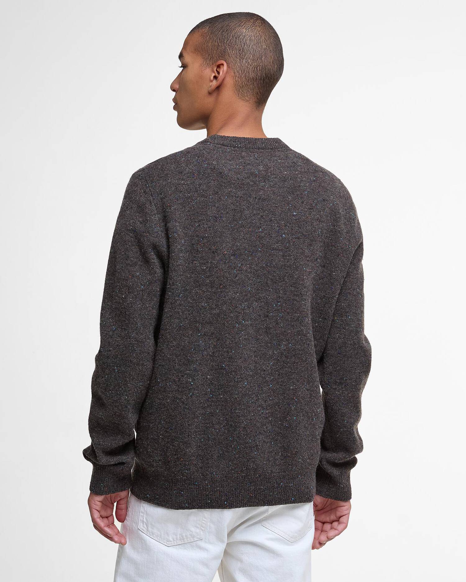 Barbour Miesten Neulepusero Tainsbury Crew Neck Sweater tummanruskea