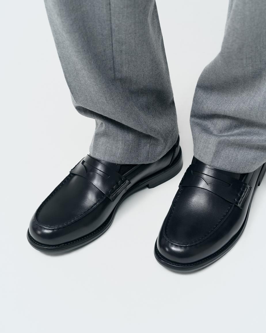 Vagabond miesten loaferit Steven, musta