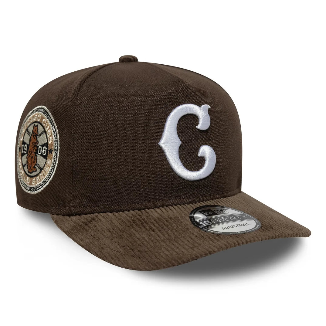 New Era miesten lippis Coops Cord 19TWENTY Chicago Cubs, tummanruskea