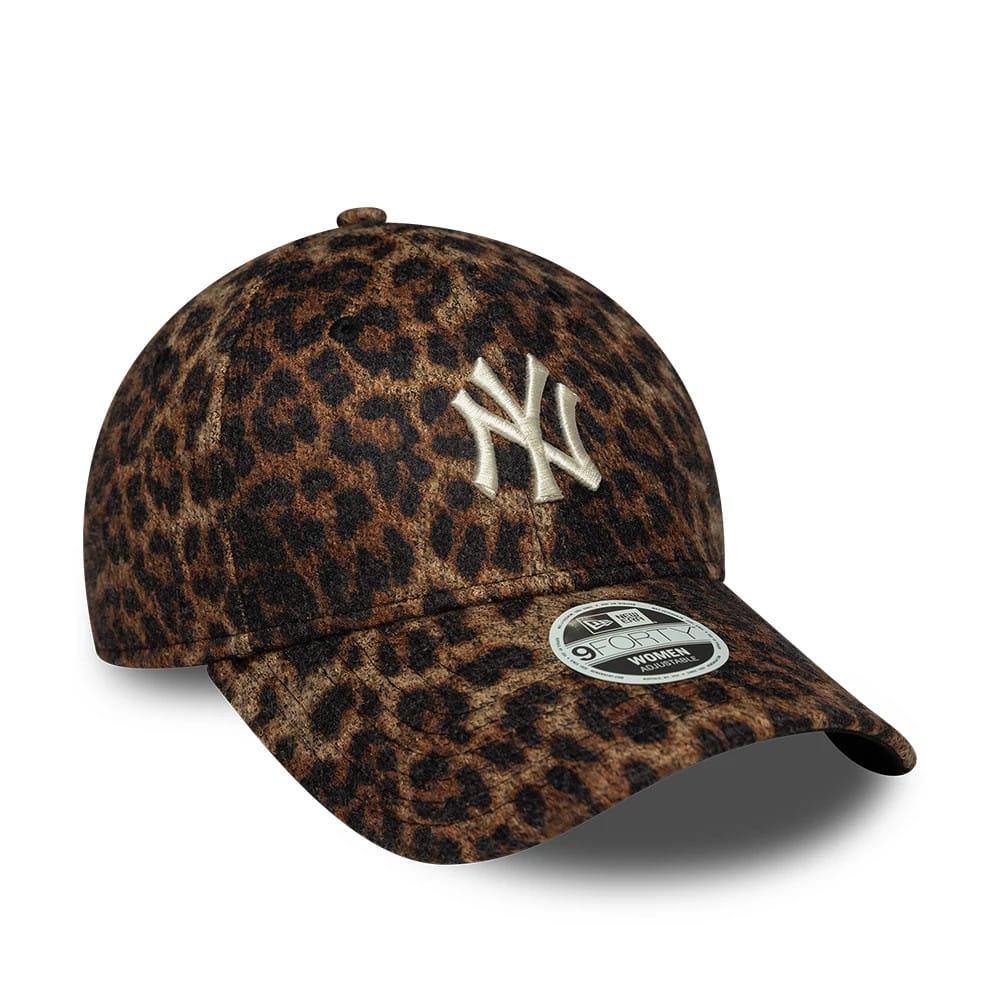 New Era naisten lippis Cosy Leopard 9FORTY, ruskea kuosillinen