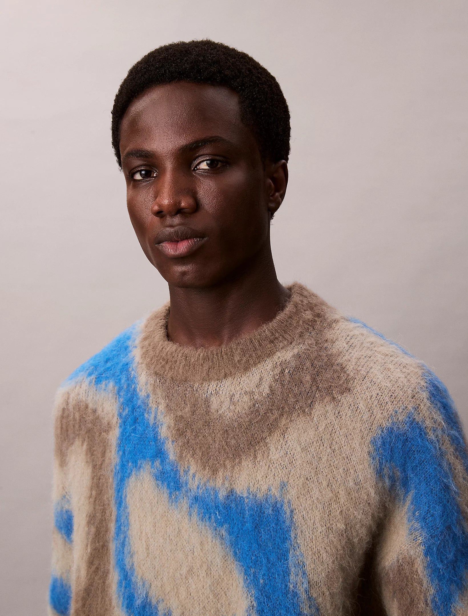 LS PATTERN BRUSHED ALPACA CREWNE MONIVÄRINEN KUOSI