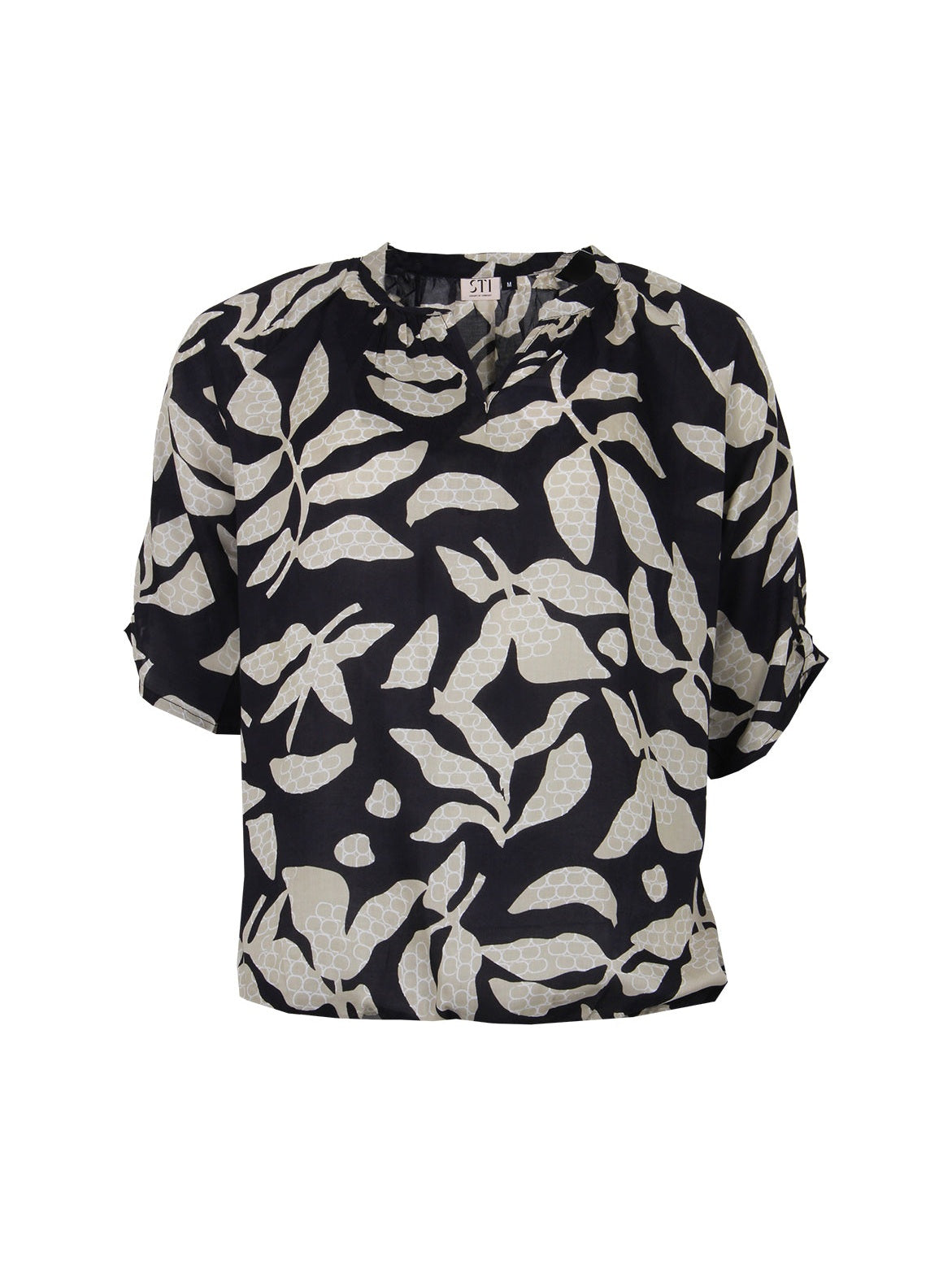 S.T.I pusero Kade Blouse, musta kuosi