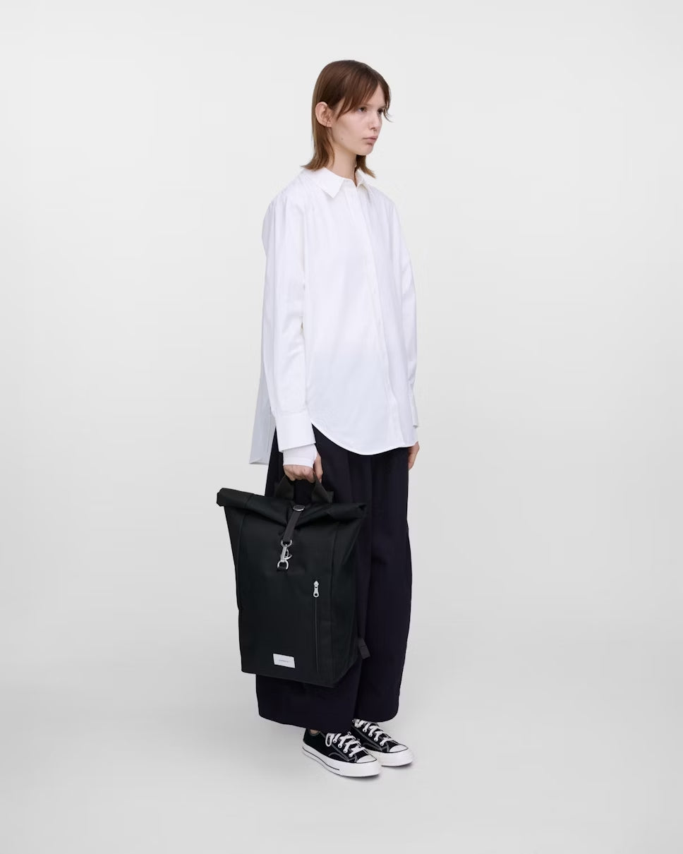 Sandqvist reppu, GROUND ROLLTOP BACKPACK L Musta