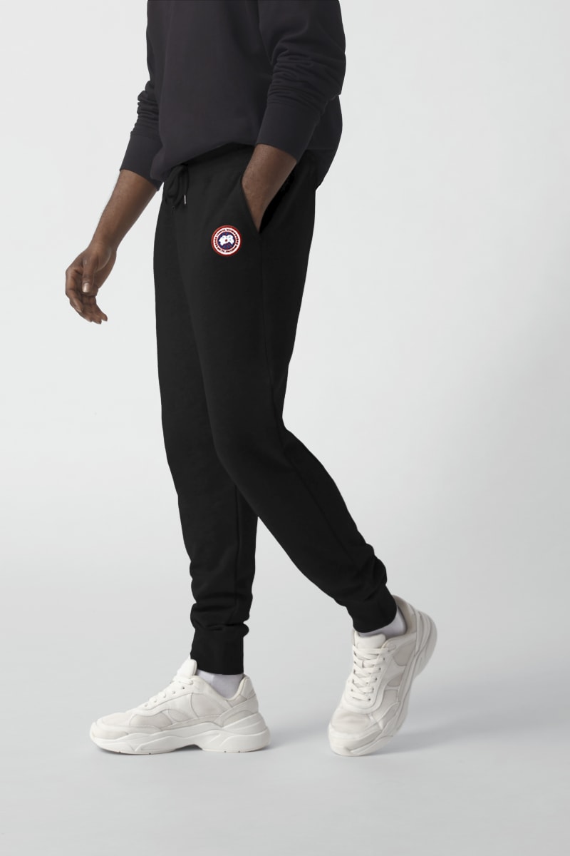 canada-goose-miesten-collegehousut-huron-men-s-pant-musta-1