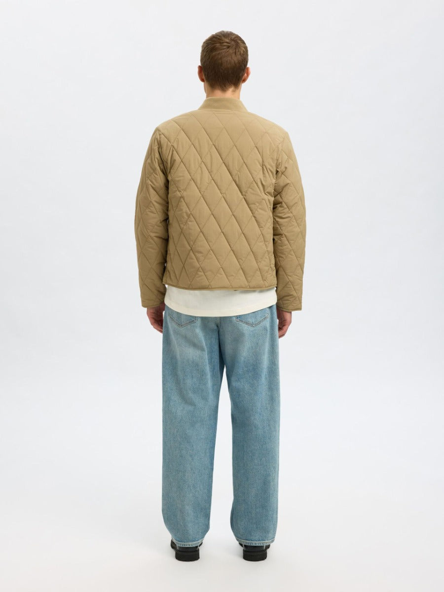 Selected miesten tikkitakki, ERIK QUILTED JACKET Beige