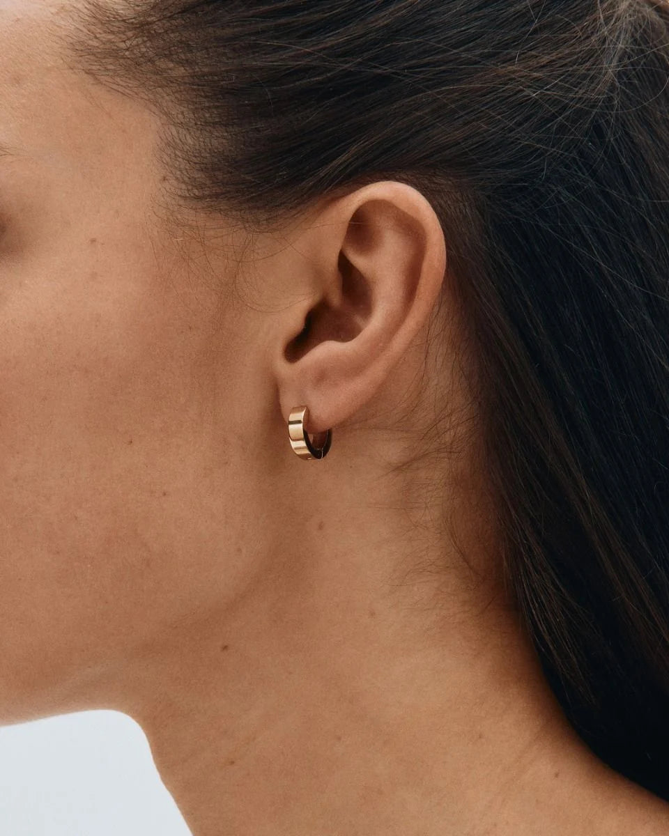 Edblad korvakorut Fave Hoops Gold, Gold pleated