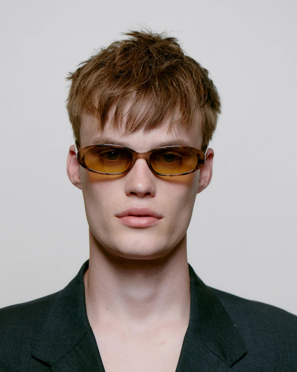 A.Kjaerbede aurinkolasit Macy, ruskea kuosillinen