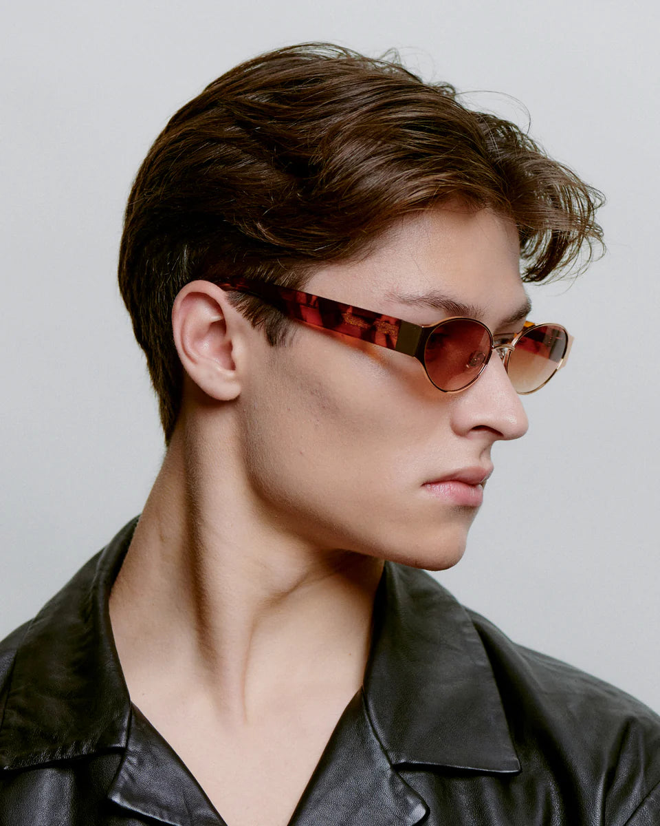 A.Kjaerbede unisex aurinkolasit Bella, ruskea kuosillinen