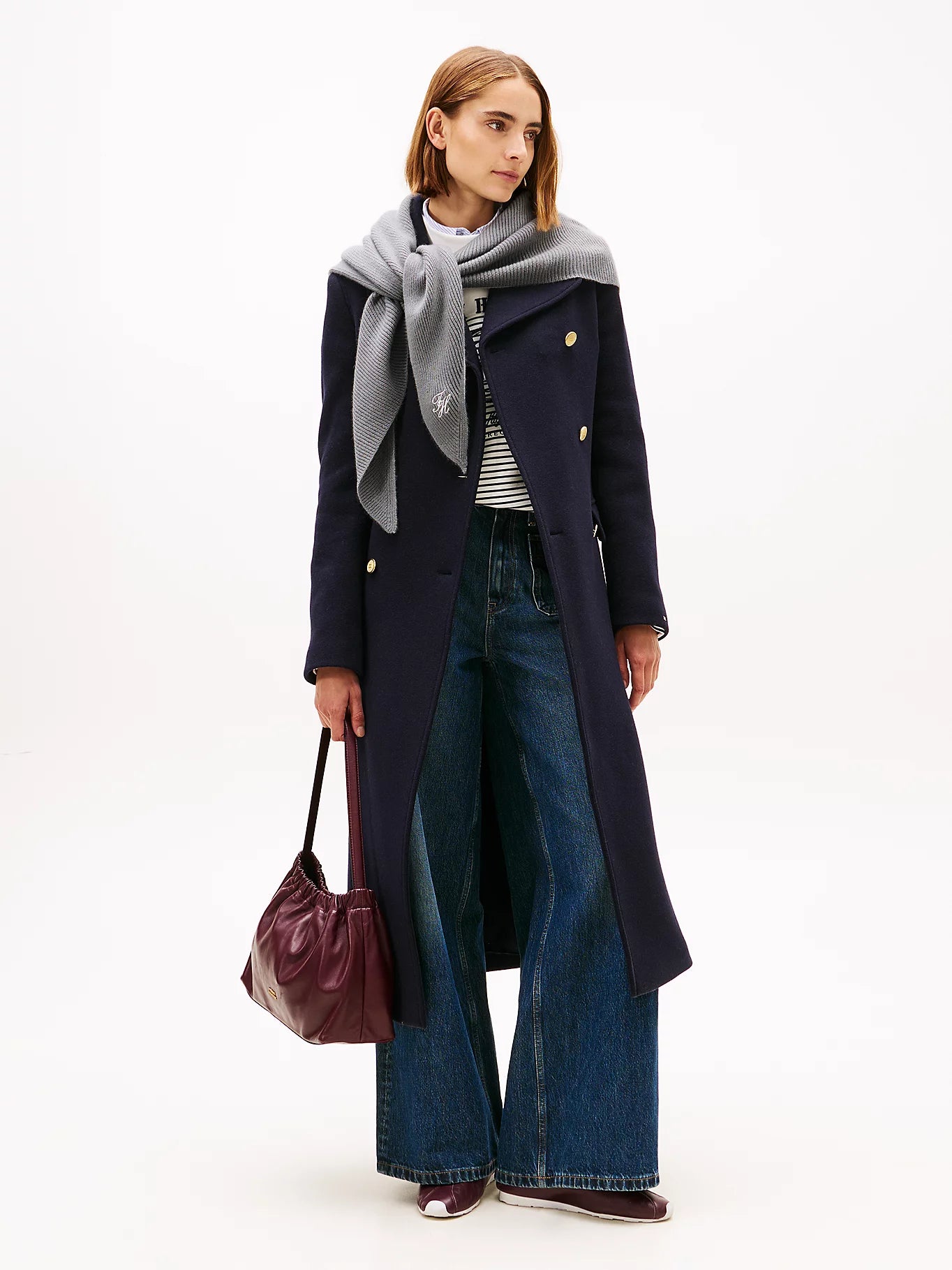 Tommy Hilfiger naisten huivi TOMMY SCRIPT CASH TRIANGLE SCARF, vaaleanharmaa