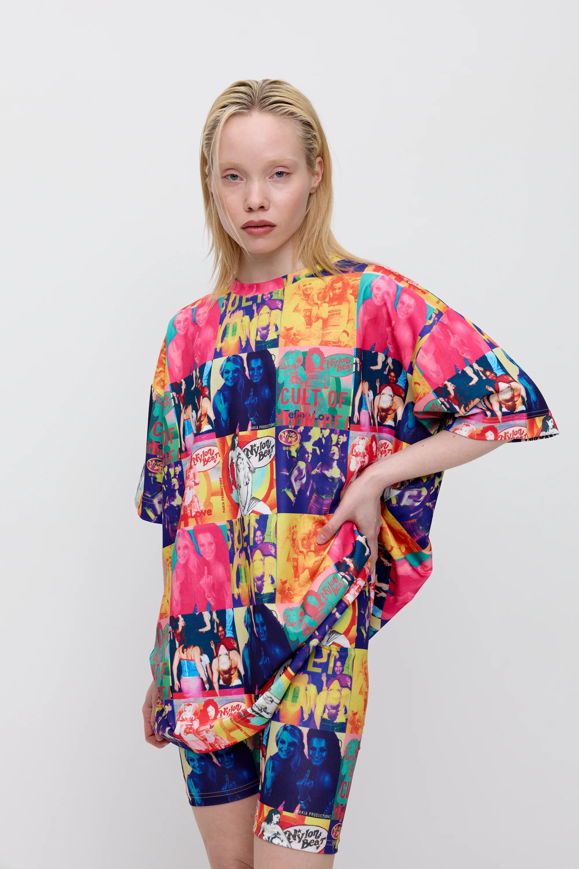 Makia x Nylon Beat t-paita Nylon Oversize T-shirt, monivärinen kuosi