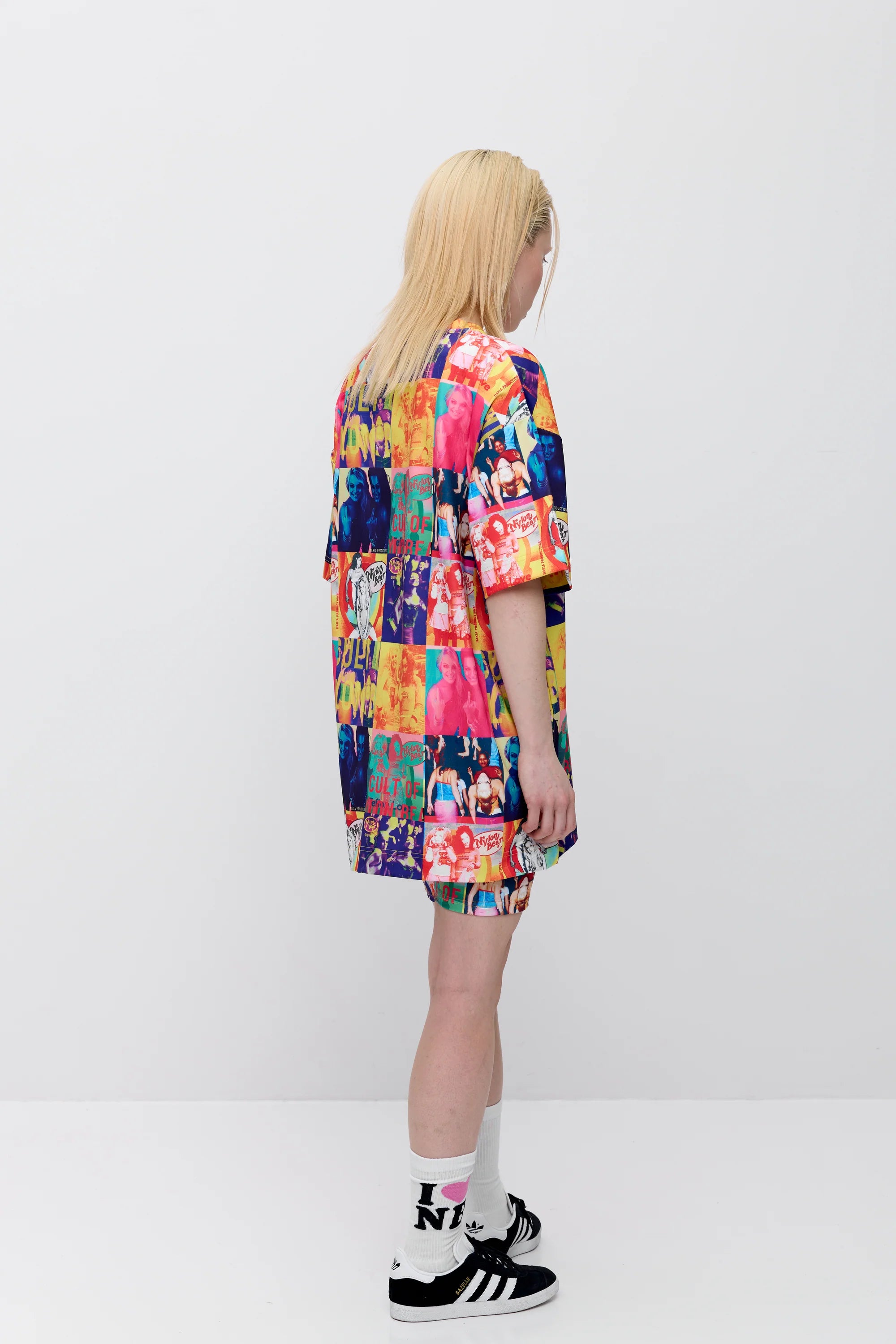 Makia x Nylon Beat t-paita Nylon Oversize T-shirt, monivärinen kuosi