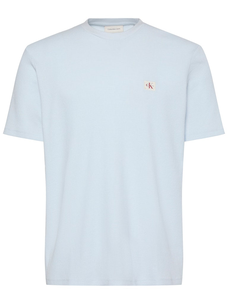 Calvin Klein Jeans miesten t-paita SS Waffle Badge Crewnk Tee, vaaleansininen