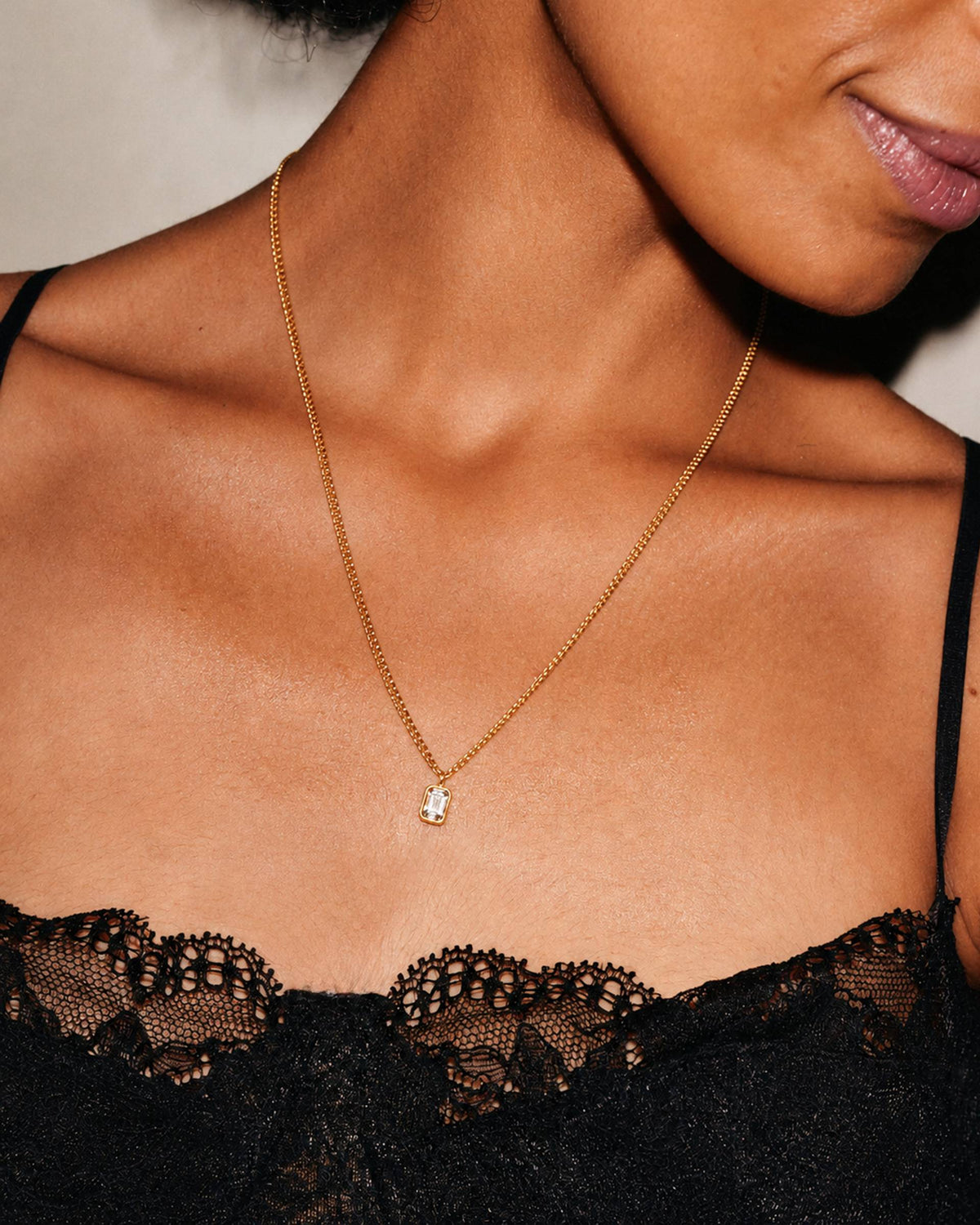 Edblad kaulakoru Ocean Gem Necklace L, Gold pleated