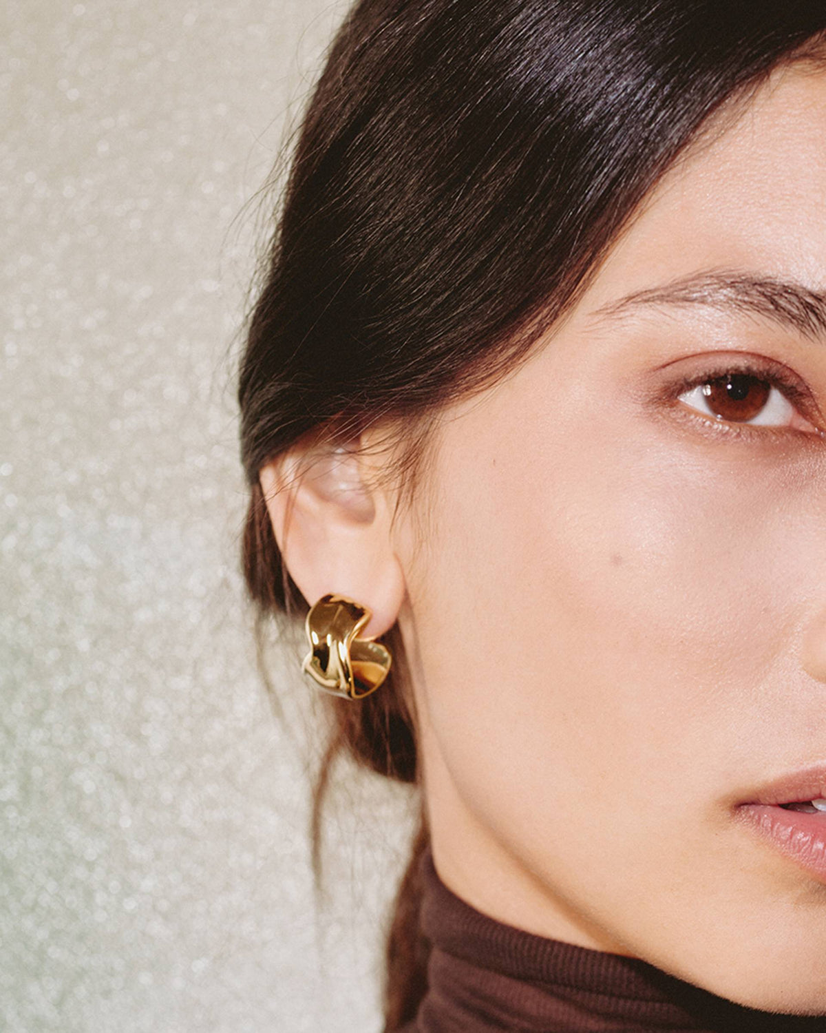 Edblad korvakorut Melted Hoops L, Gold pleated