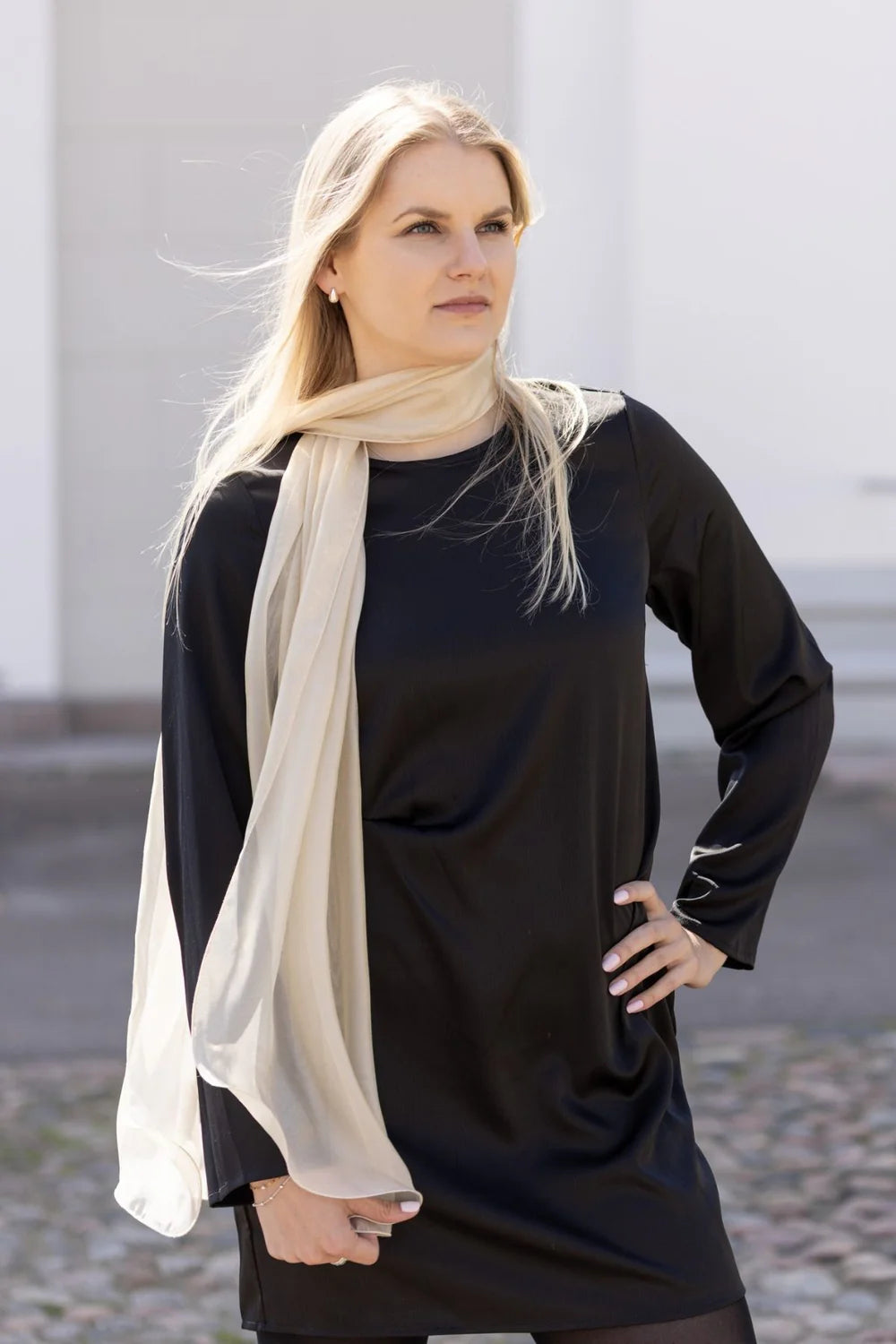 Lasessor juhlahuivi Eleea, vaalea beige