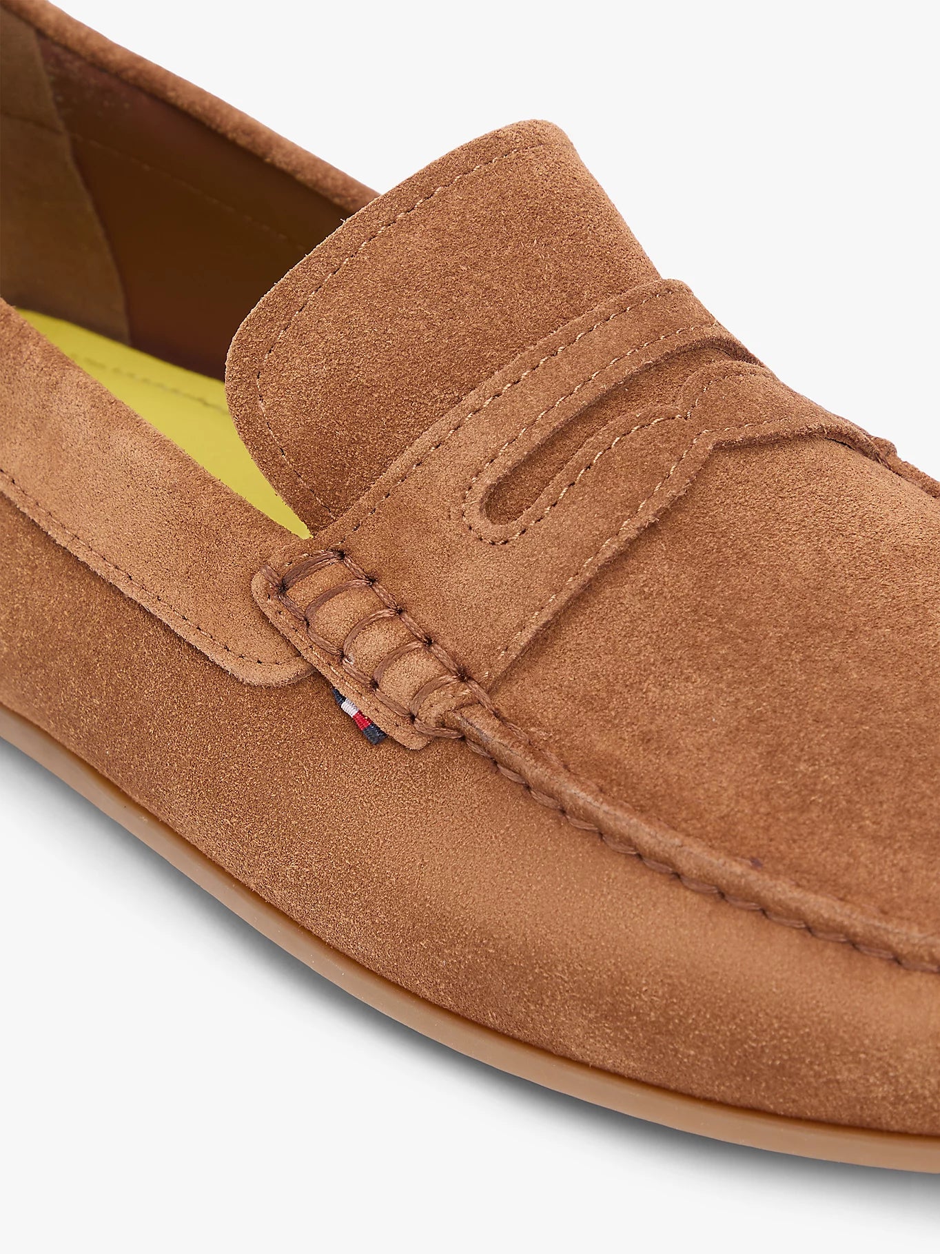 Tommy Hilfiger miesten kengät Core Hilfiger Suede Driver, konjakinruskea