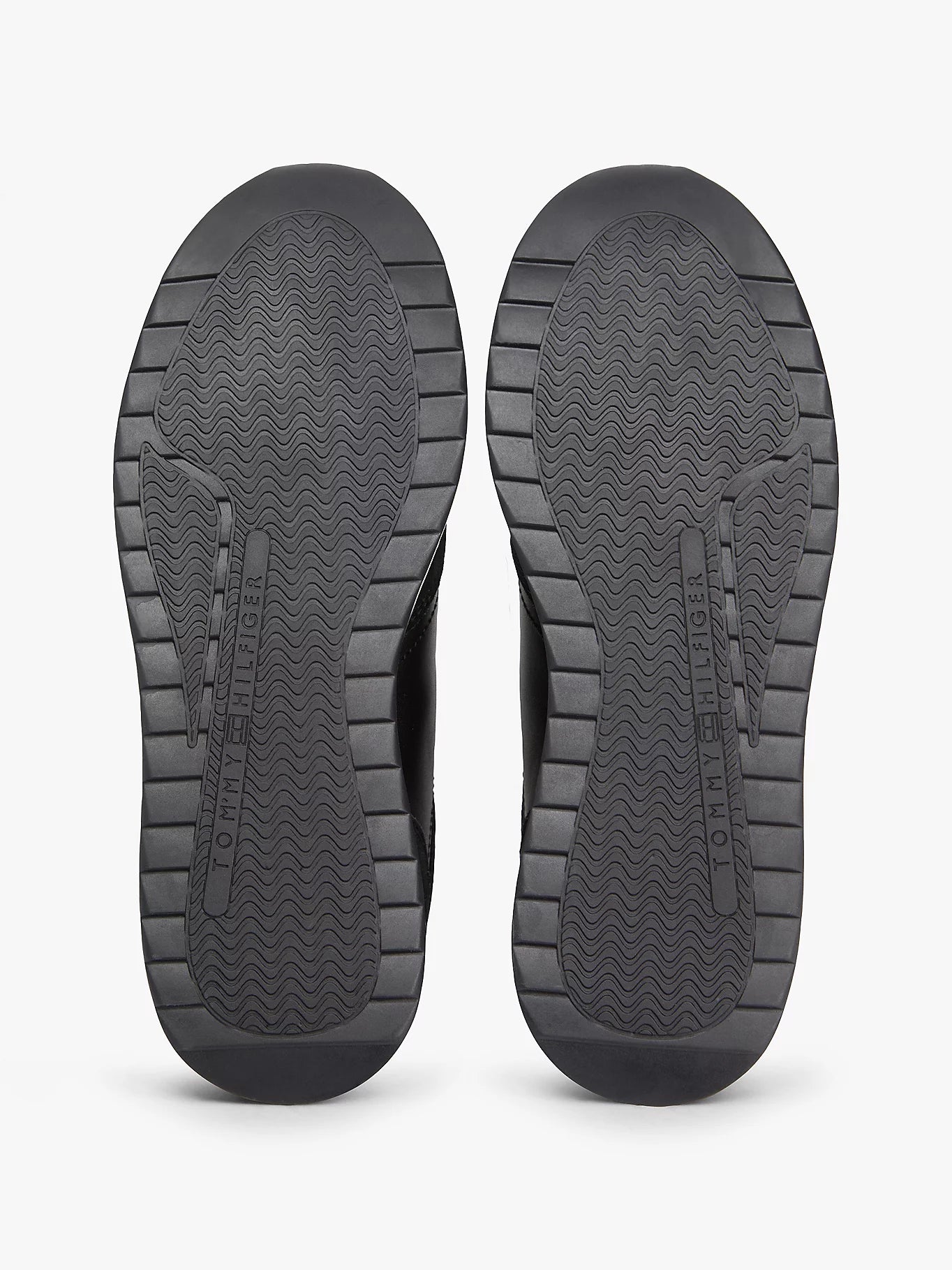 Tommy Hilfiger naisten tennarit Monogran Mix Material Runner, musta