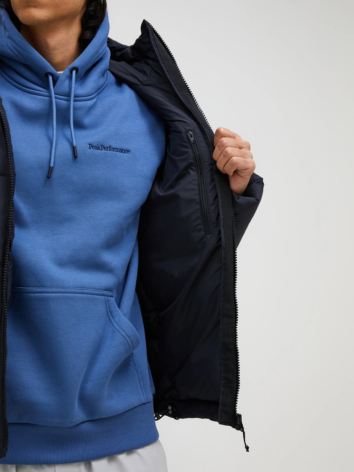 Peak Performance miesten untuvatakki Rivel Down Puffer Jacket, musta