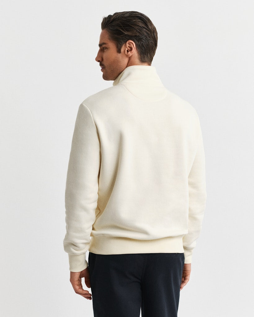 Gant Miesten Collegepusero Graphic Half Zip, Luonnonvalkoinen