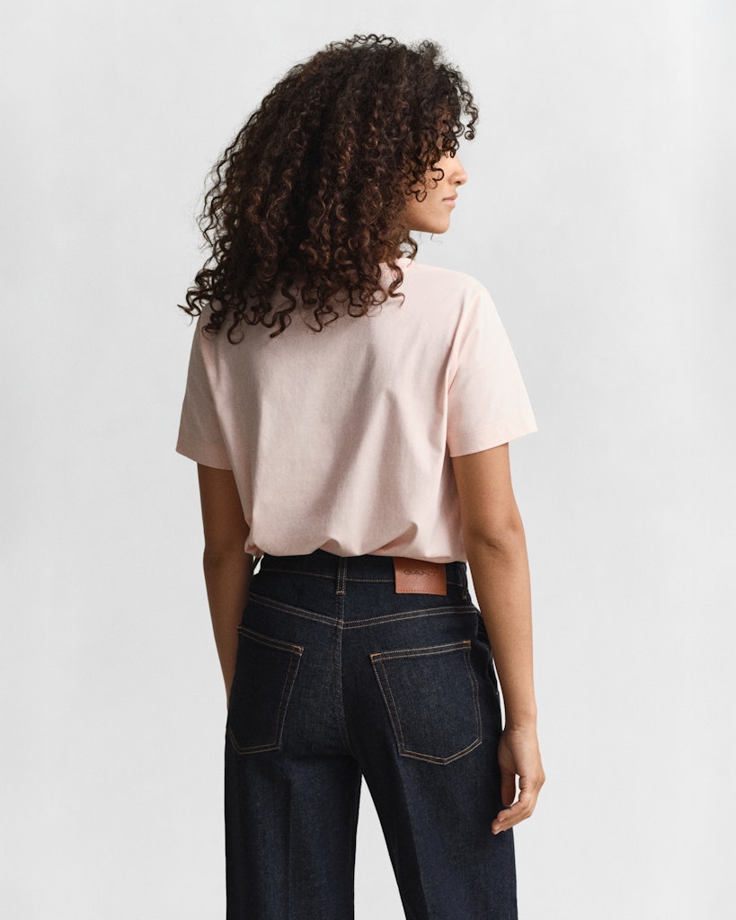 Gant naisten t-paita Shield V-Neck, Vaaleanpunainen