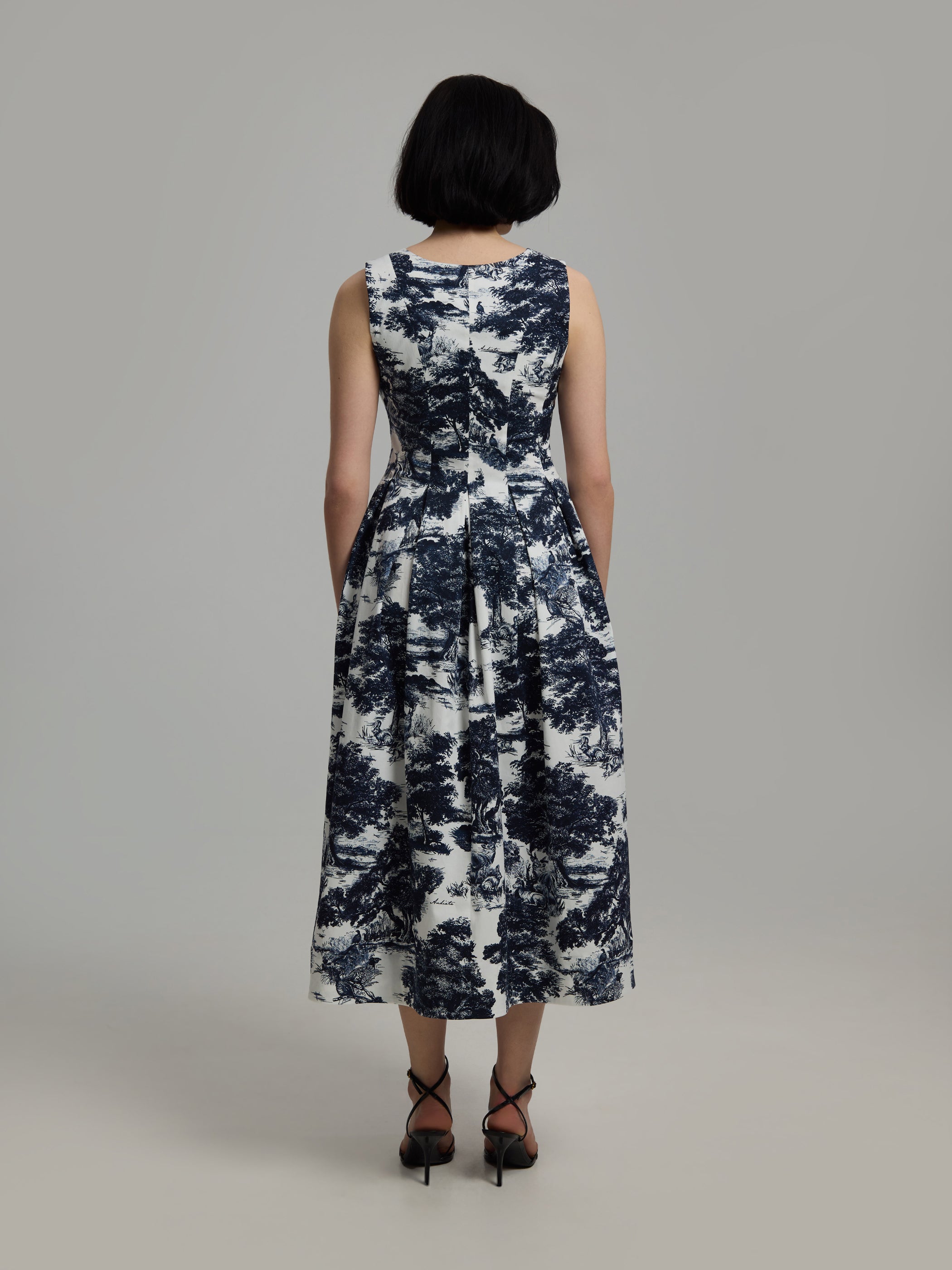 Andiata mekko Jullitta Dress, sininen kuosi