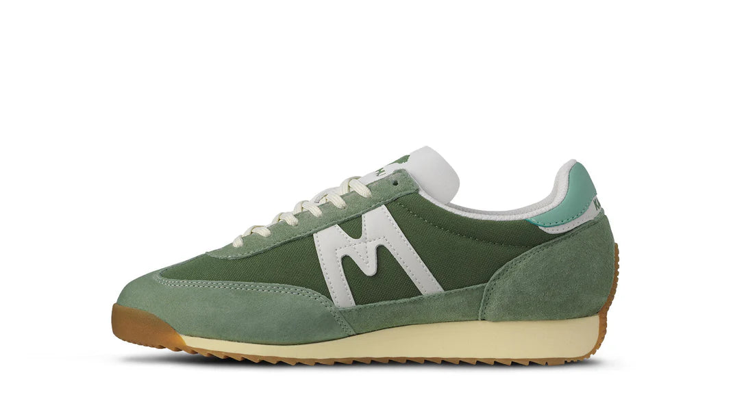 Karhu unisex tennari Mestari Sneaker, omenanvihreä