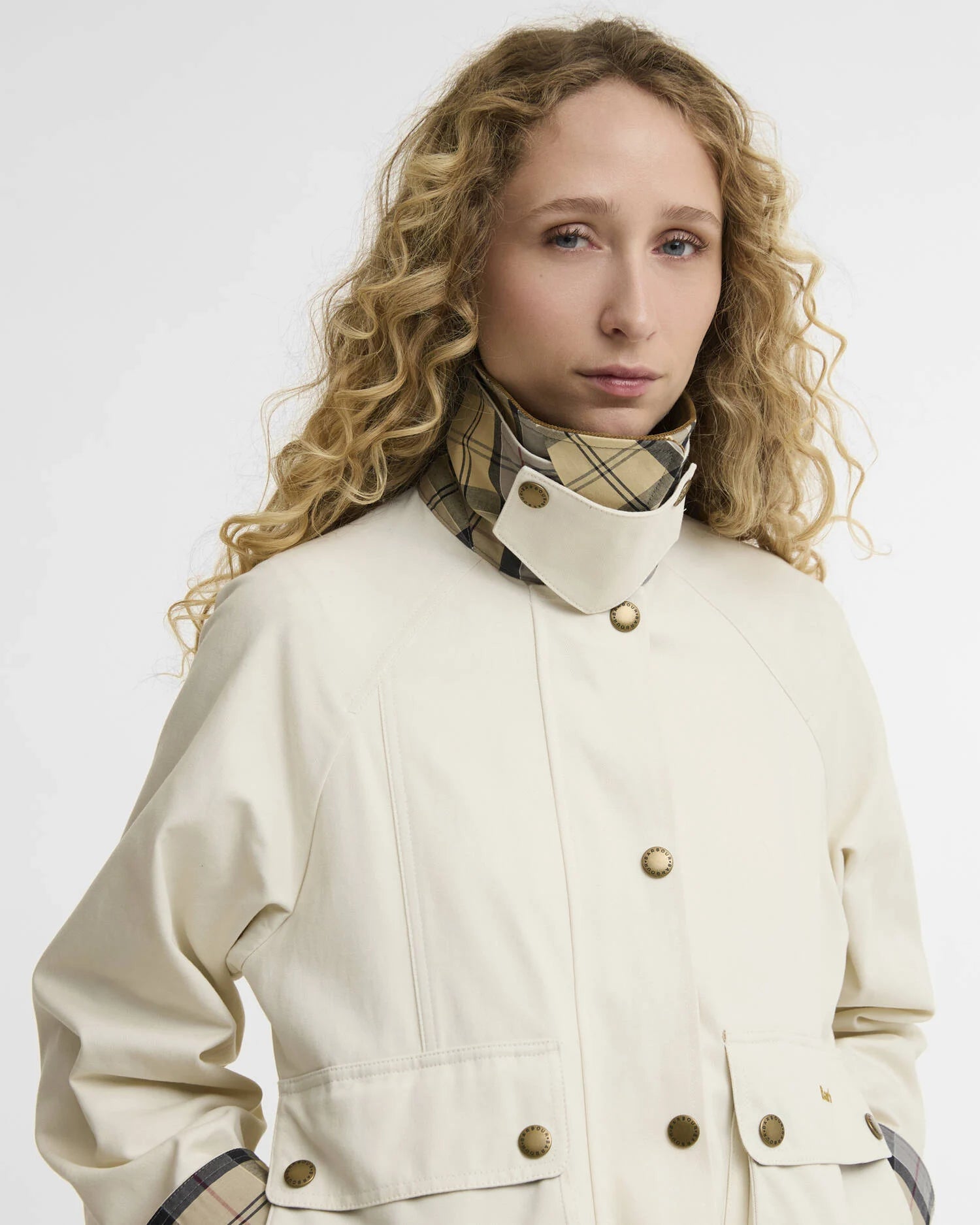 Barbour naisten takki Barbour Crop Beadnell Jacket, luonnonvalkoinen