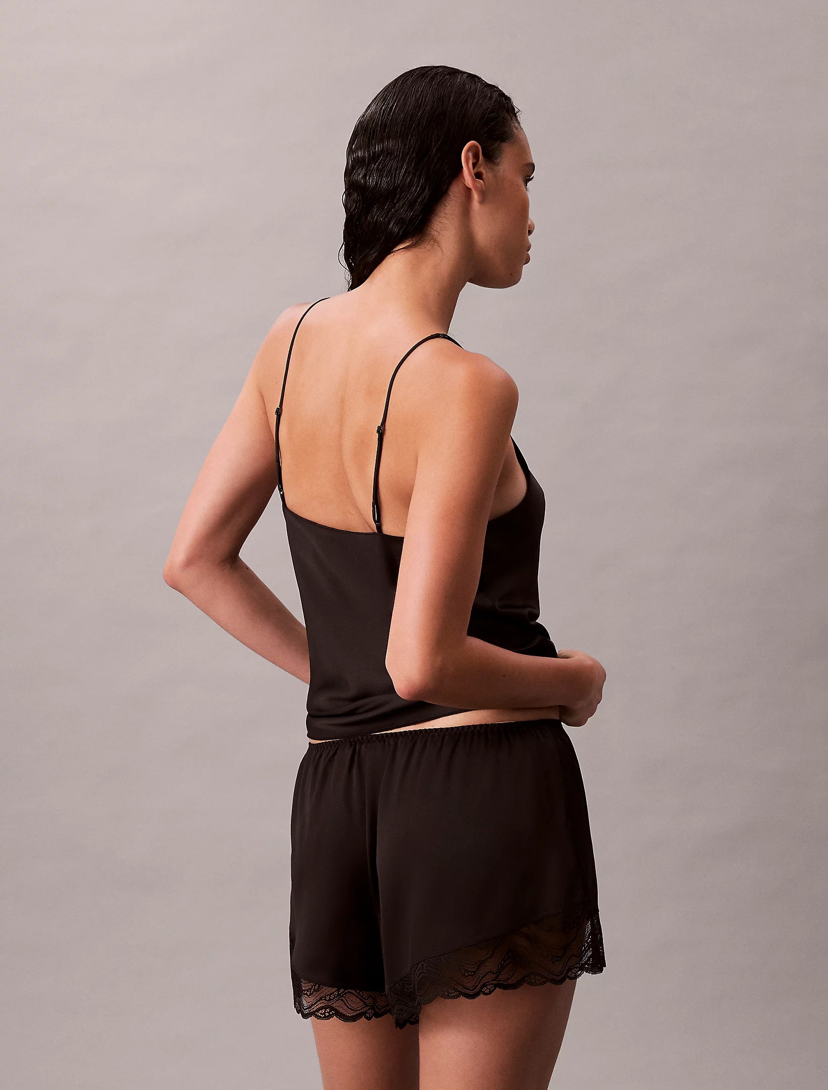 Calvin Klein naisten shortsit, CAMI SHORT SET Musta