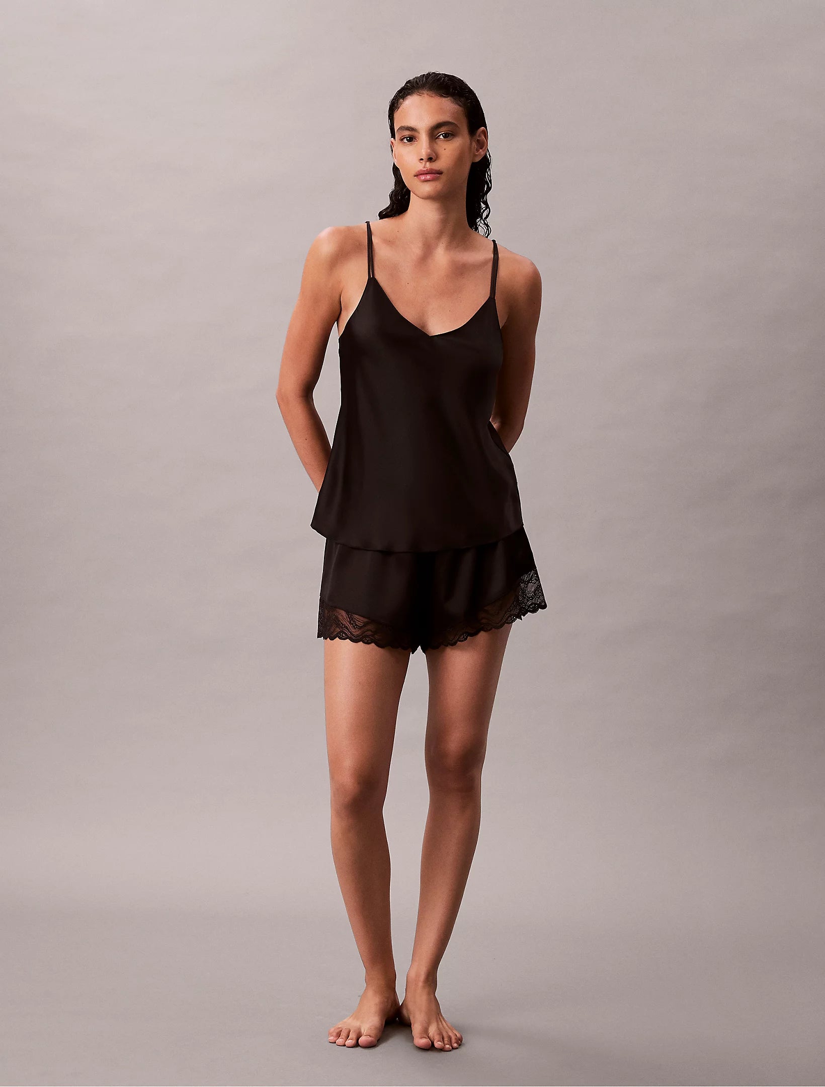 Calvin Klein naisten shortsit, CAMI SHORT SET Musta