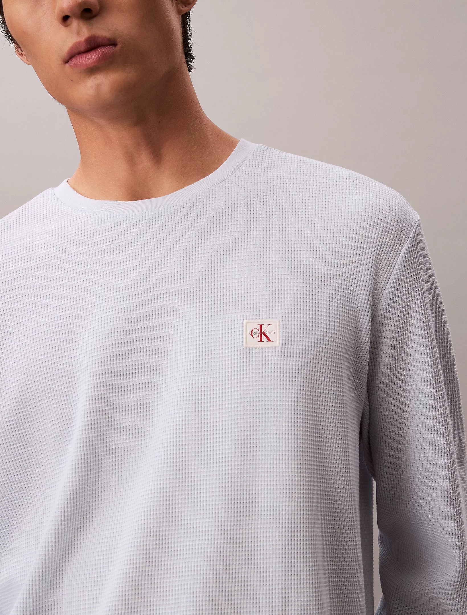 Calvin Klein Jeans miesten pitkähihainen paita LS Waffle Badge Crenwnk Tee, vaaleansininen