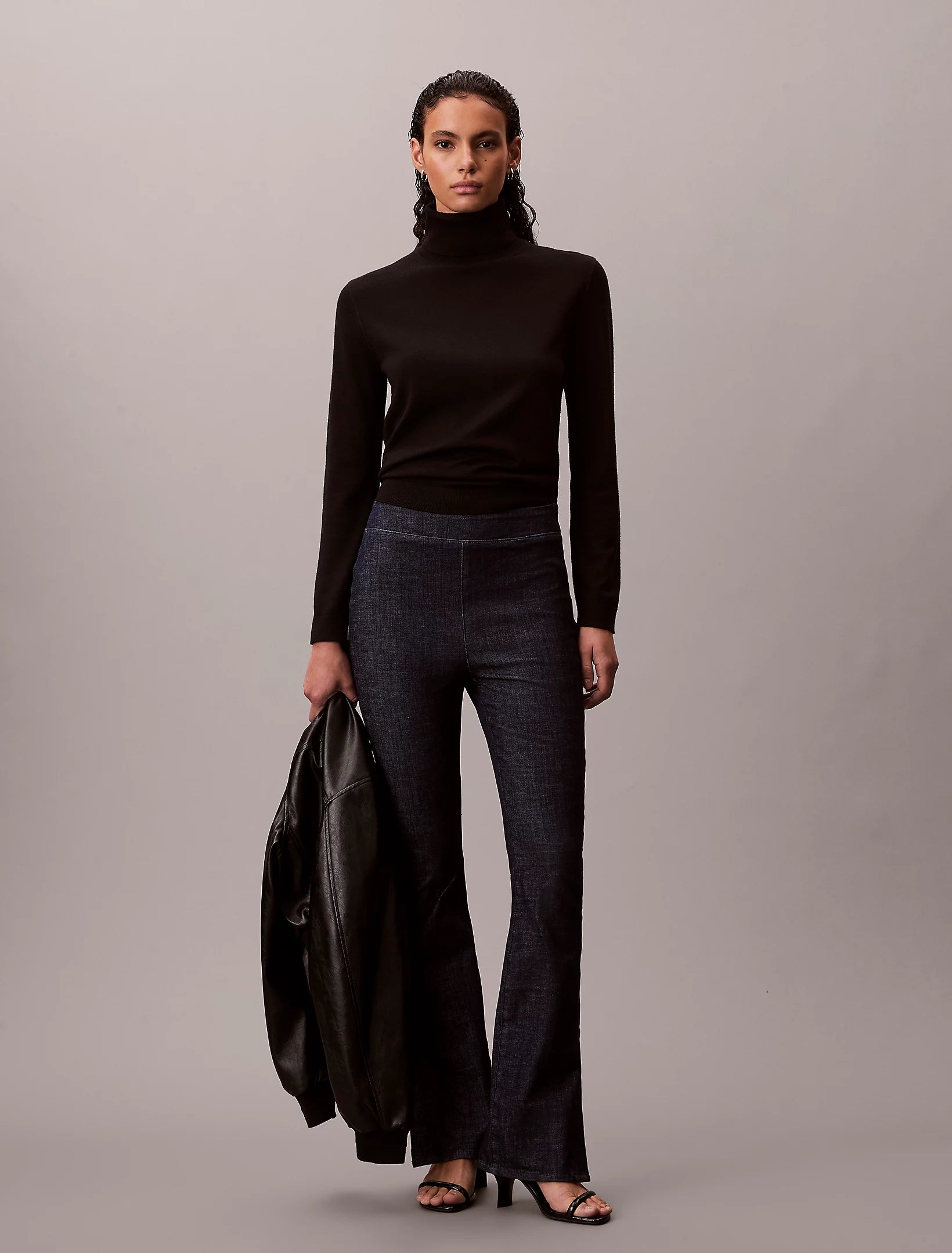 Calvin Klein Jeans naisten leggingsit PULL ON LEGGING CK CLASS, tummansininen