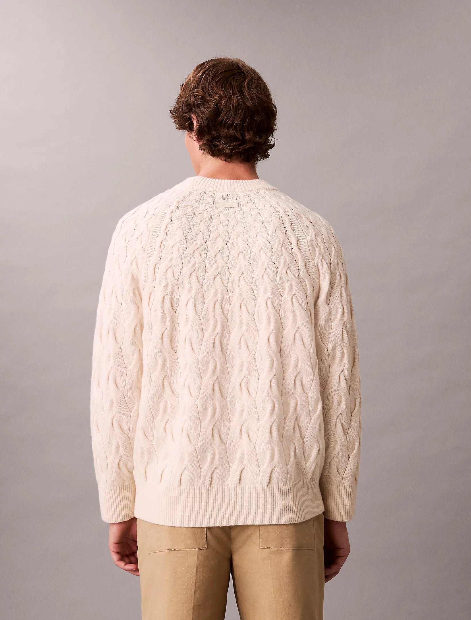 Calvin Klein Menswear miesten neulepaita LS LAMBSWOOL BLENDCABLE CREWNK, luonnonvalkoinen