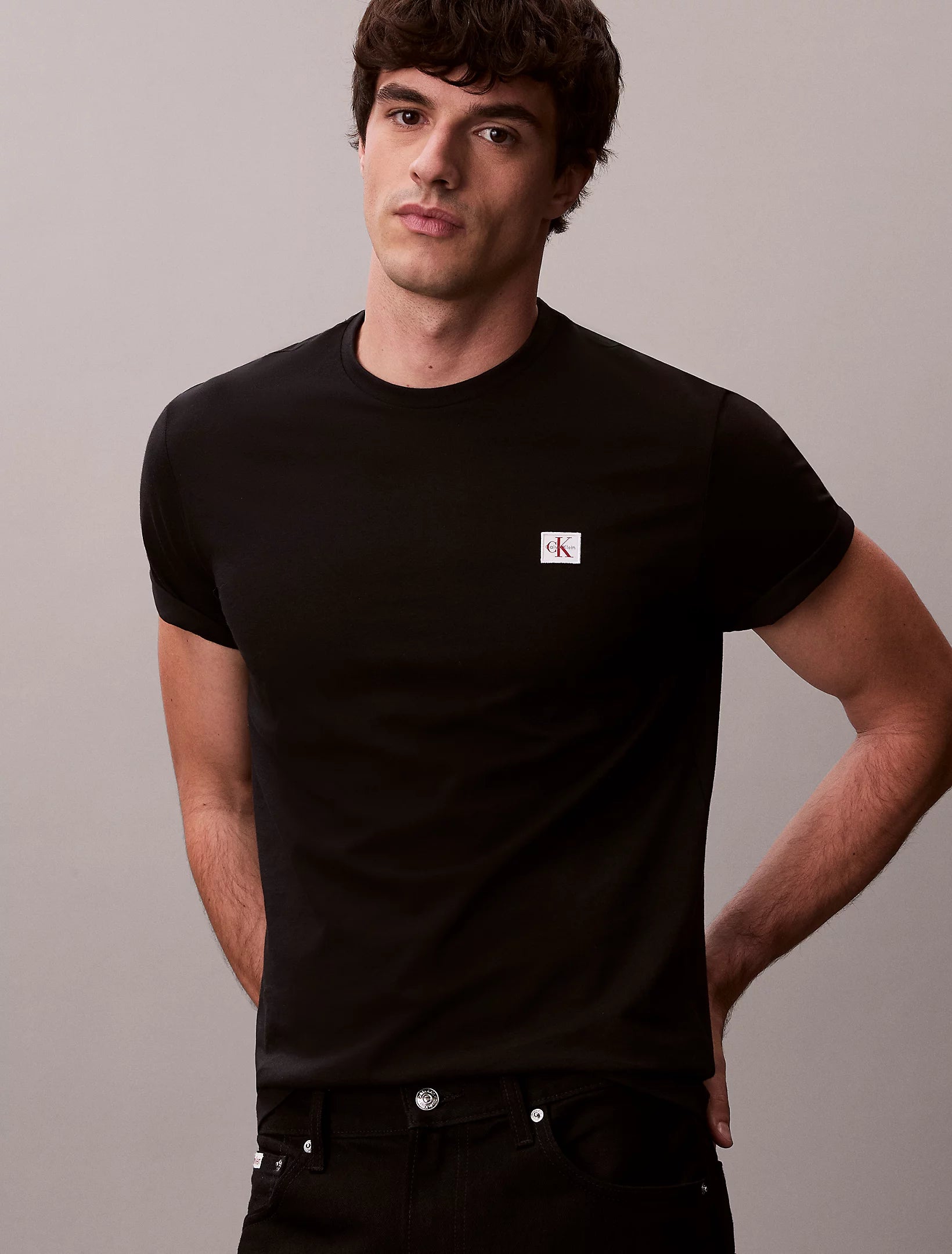 Calvin Klein Jeans miesten t-paita K SS Badge Tee, musta